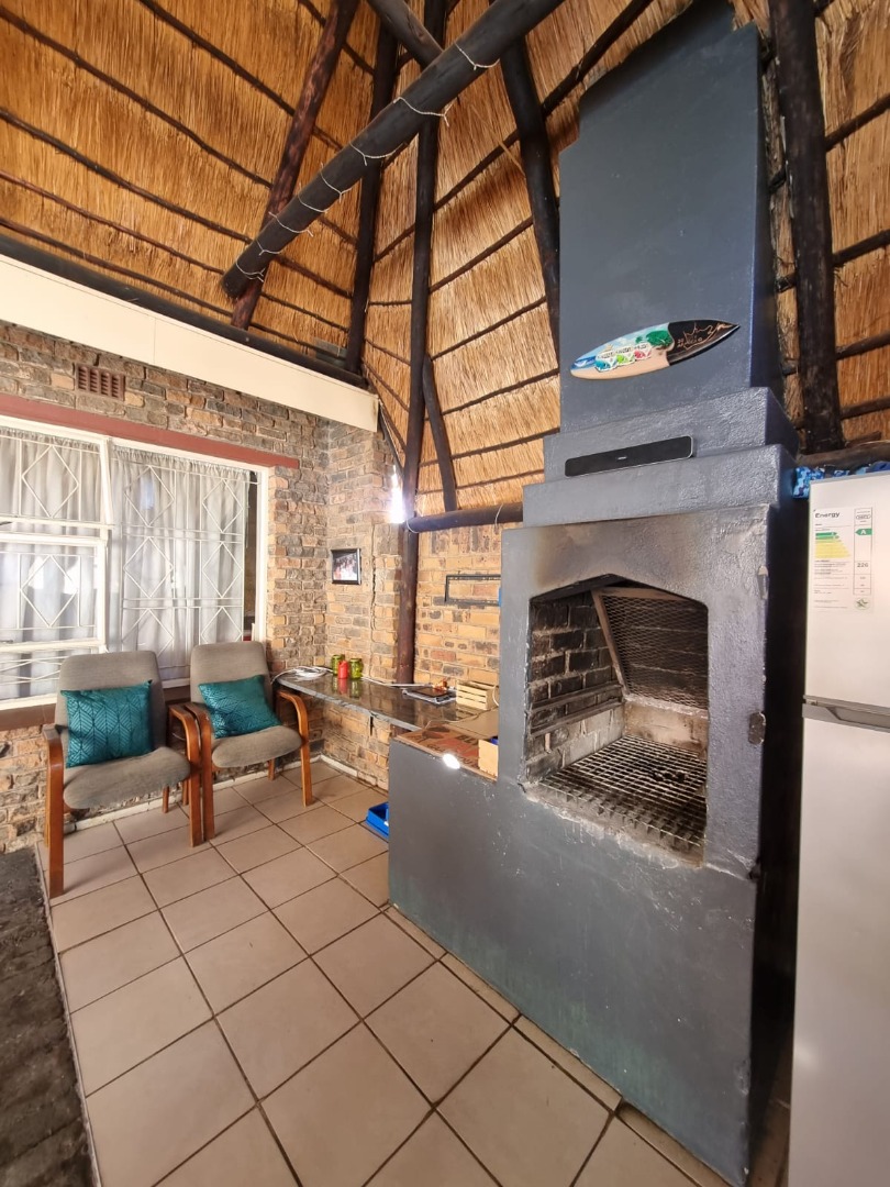 2 Bedroom Townhouse For Sale in Flamingo Park | RE/MAX™ of Southern Africa