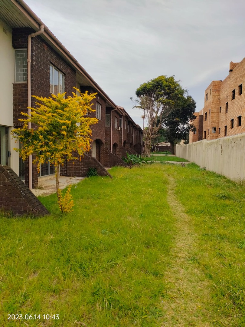 30 Bedroom Apartment / Flat For Sale in Isipingo Beach RE/MAX™ of Southern Africa