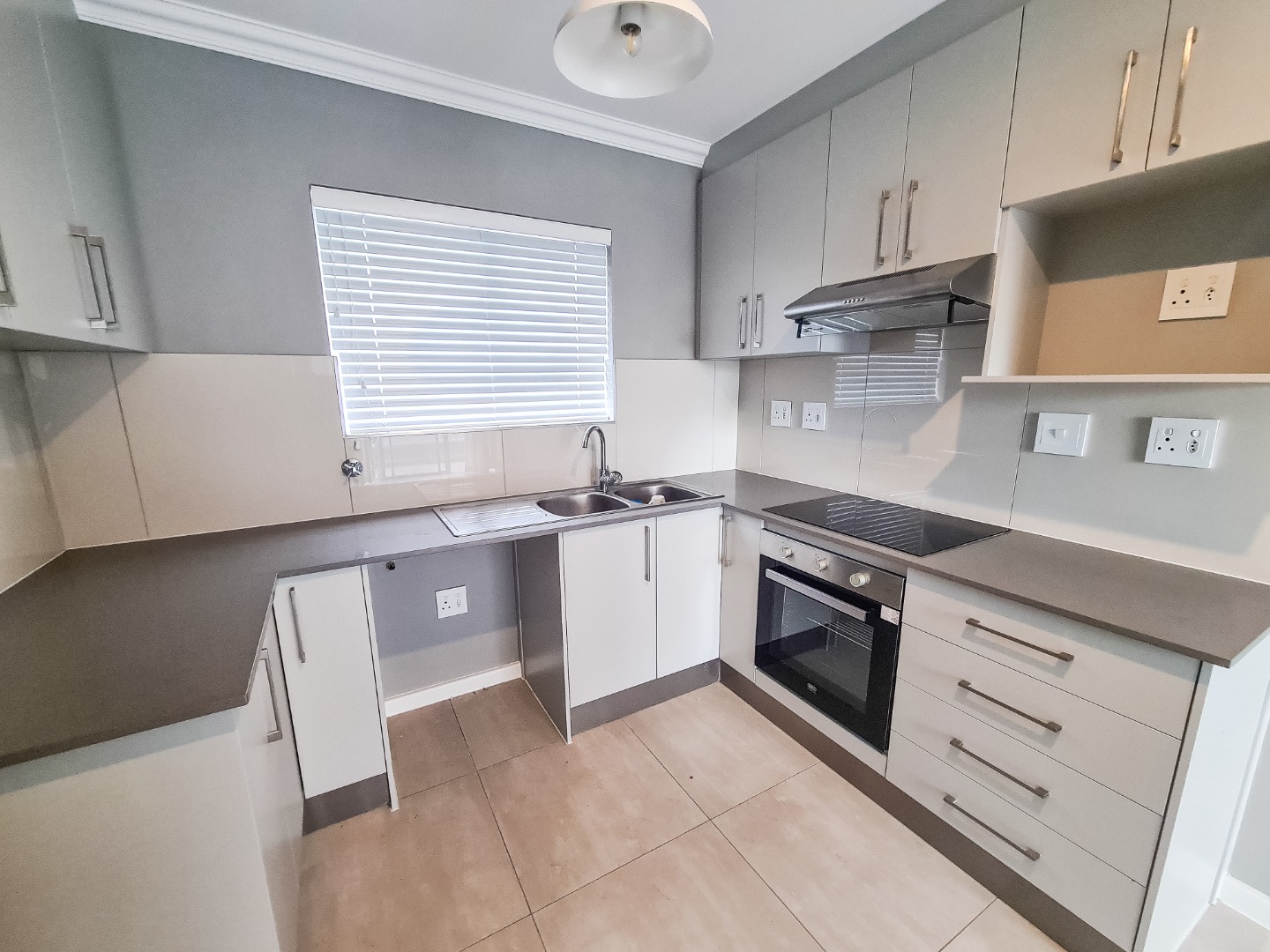 Property to rent in Sunningdale RE/MAX™ of Southern Africa