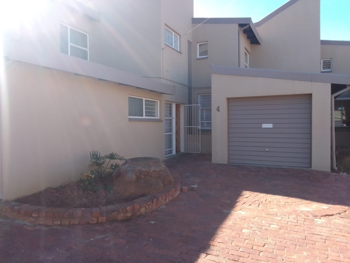 2 Bedroom Townhouse For Sale in Bela Bela RE/MAX™ of Southern Africa