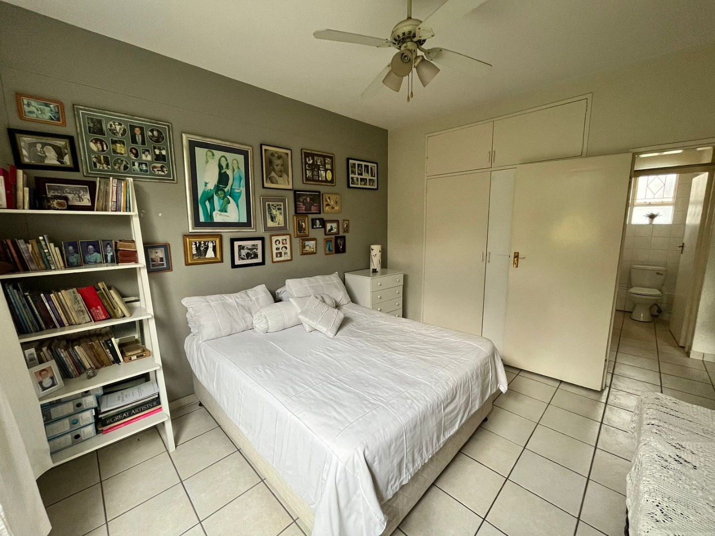 2 Bedroom Apartment / Flat For Sale in Bedfordview RE/MAX™ of