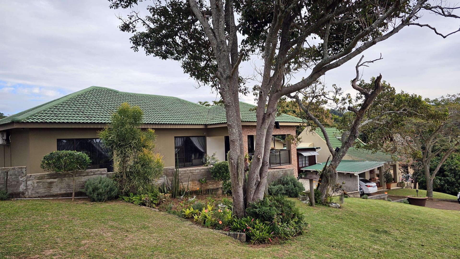 2 Bedroom House For Sale in St Michaels On Sea RE/MAX™ of Southern Africa