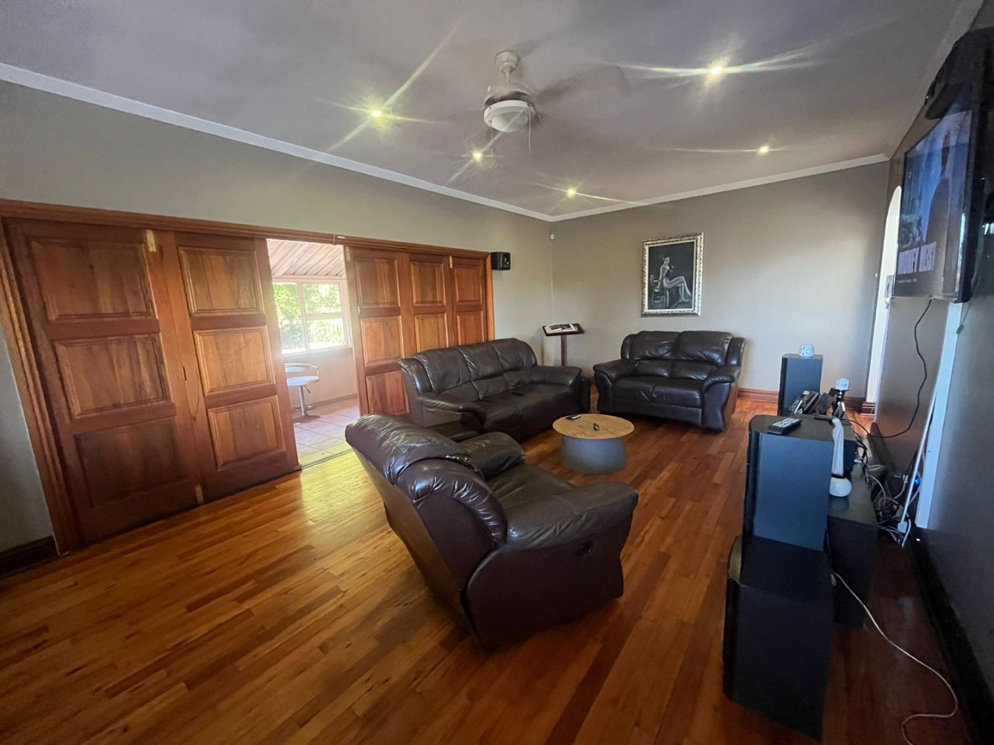 4 Bedroom House For Sale in Durban North | RE/MAX™ of Southern Africa