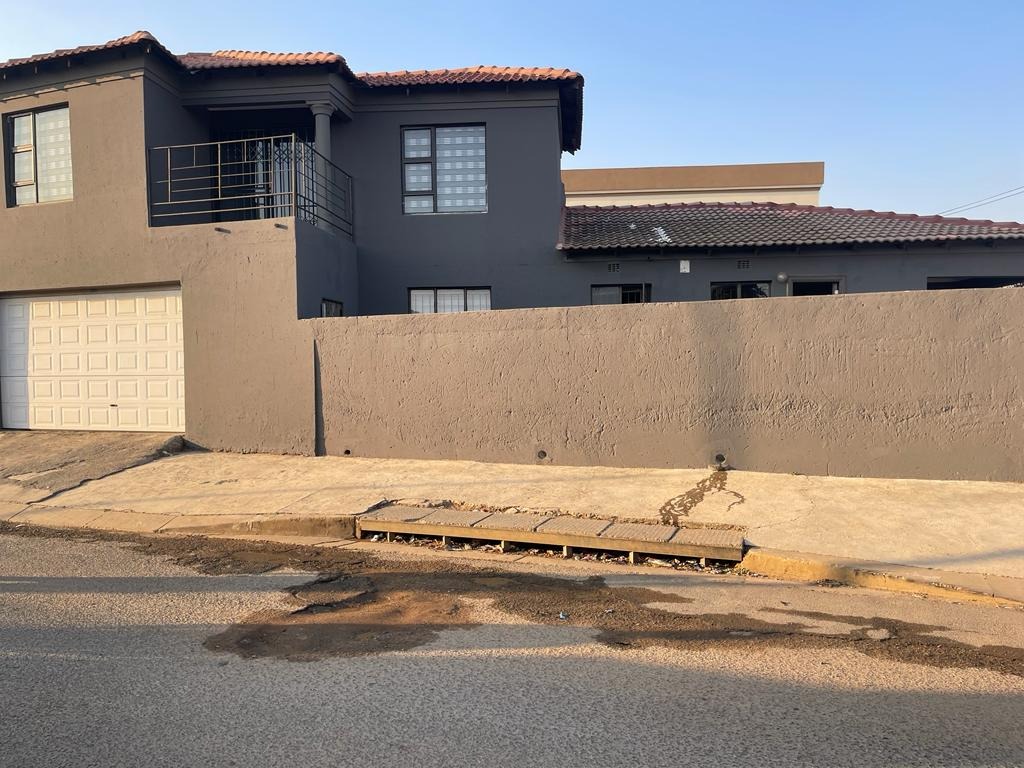 Property for sale in Meadowlands RE/MAX™ of Southern Africa