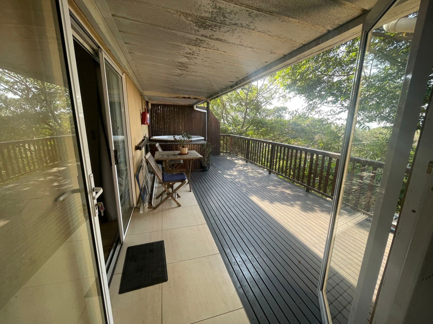 3 Bedroom Townhouse For Sale in Musgrave RE/MAX™ of Southern Africa