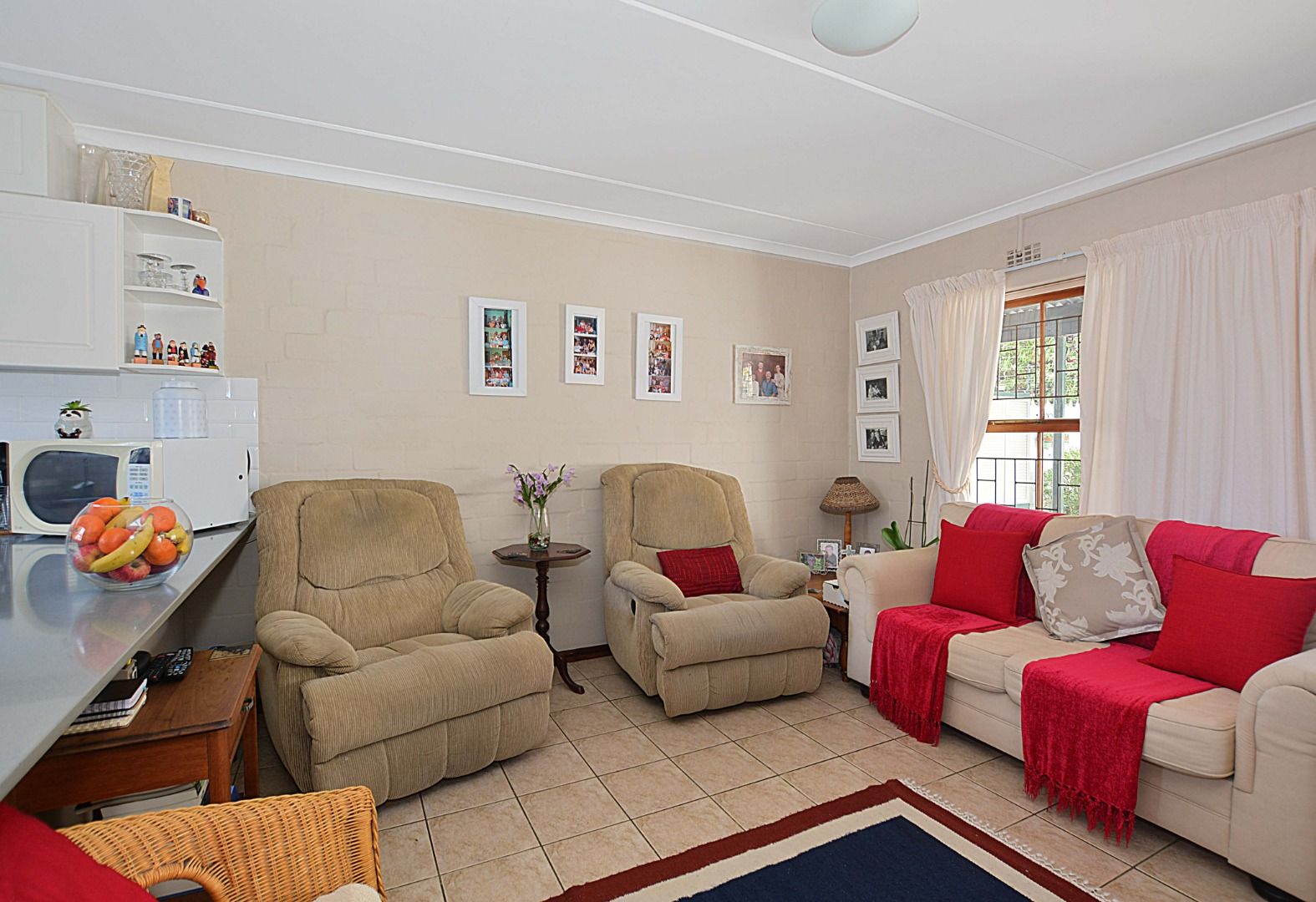2 Bedroom Townhouse For Sale in Parklands RE/MAX™ of Southern Africa