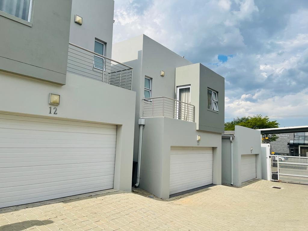 Property and houses for sale in Sandown, Sandton RE/MAX™
