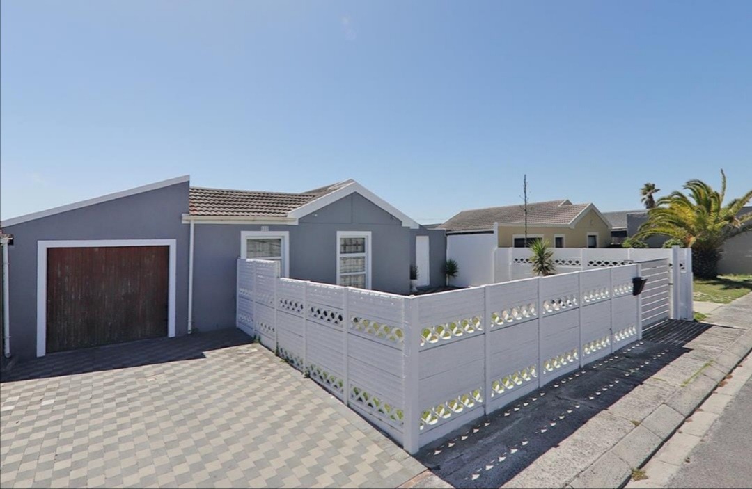 Property and houses for sale in Strandfontein, Western Cape RE/MAX