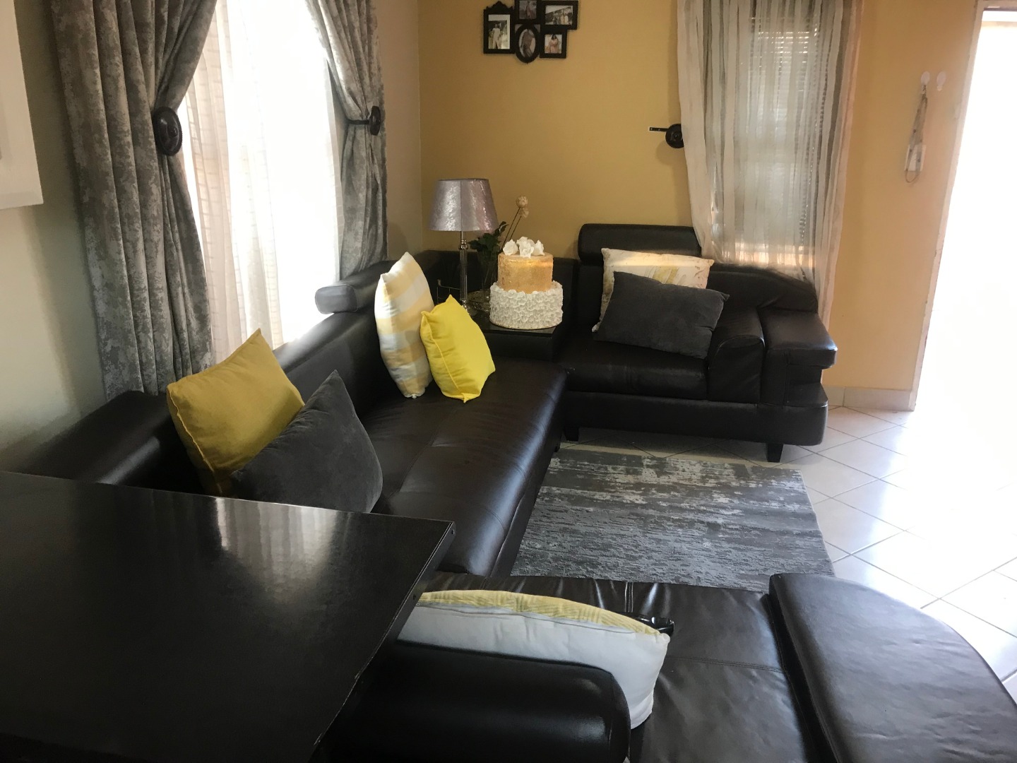 2 Bedroom House For Sale in Kirkney RE/MAX™ of Southern Africa