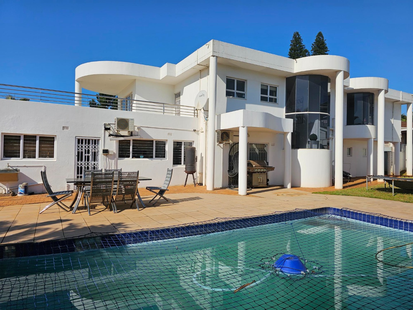 4 Bedroom House For Sale in Glenashley RE/MAX™ of Southern Africa