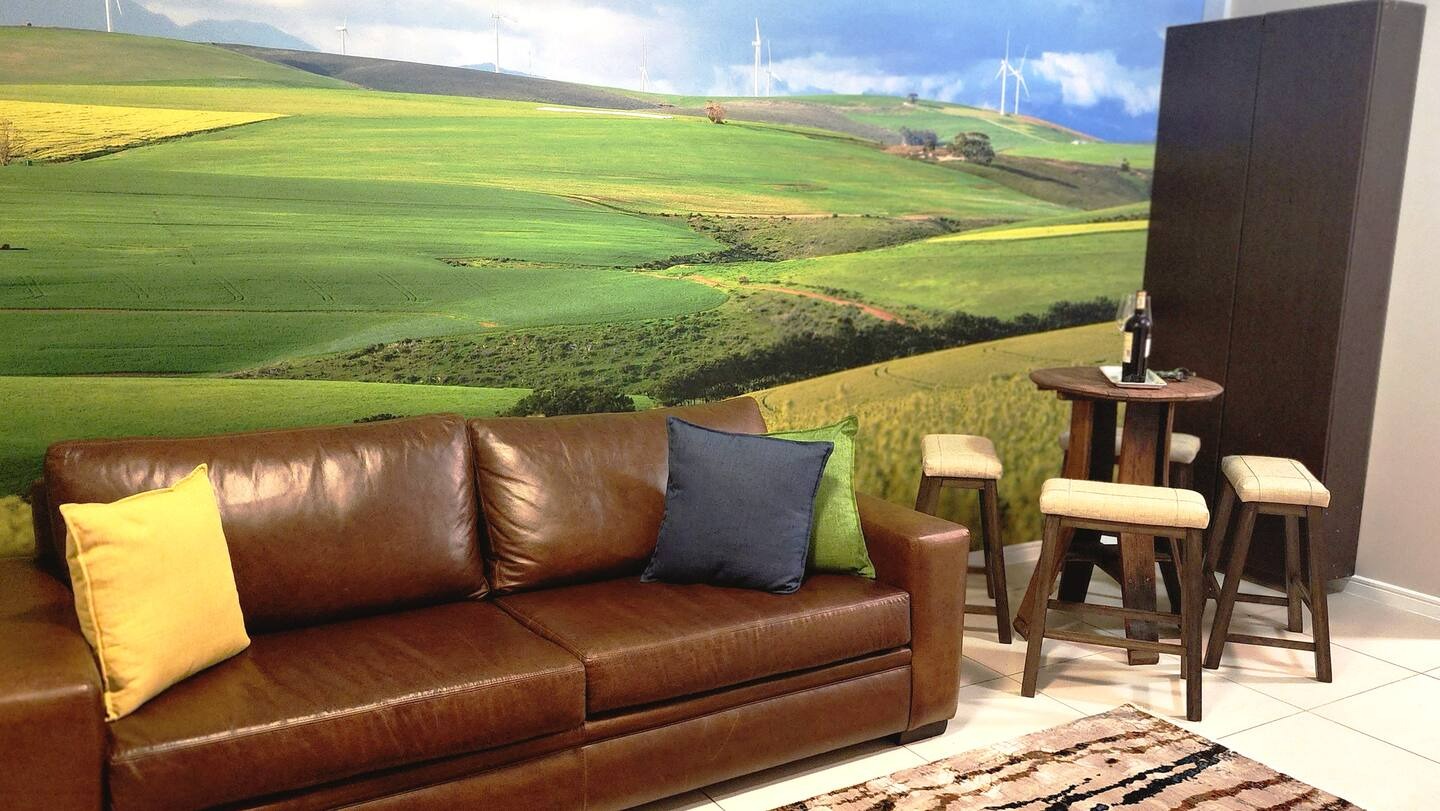 2 Bedroom Apartment / Flat To Rent in De Velde RE/MAX™ of Southern Africa