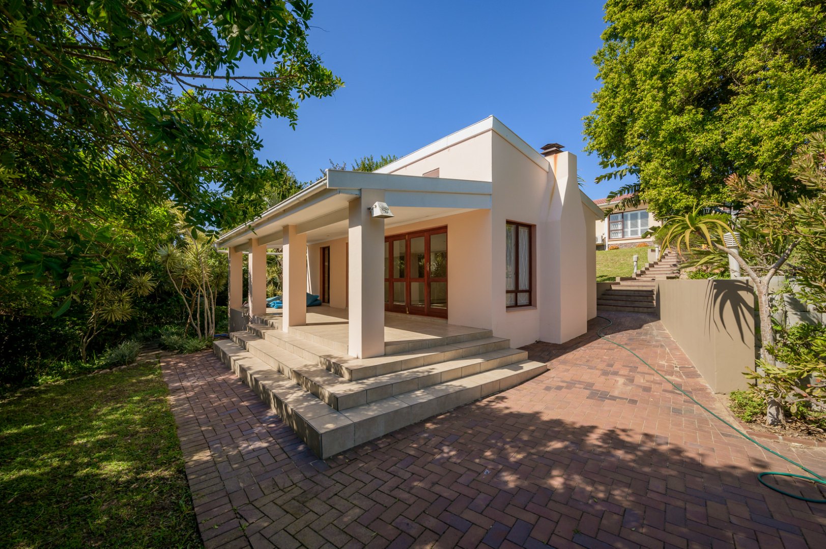 5 Bedroom House For Sale in Lovemore Heights RE/MAX™ of Southern Africa