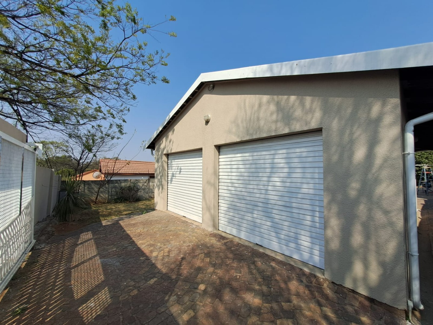 5 Bedroom House For Sale in Elandspark RE/MAX™ of Southern Africa