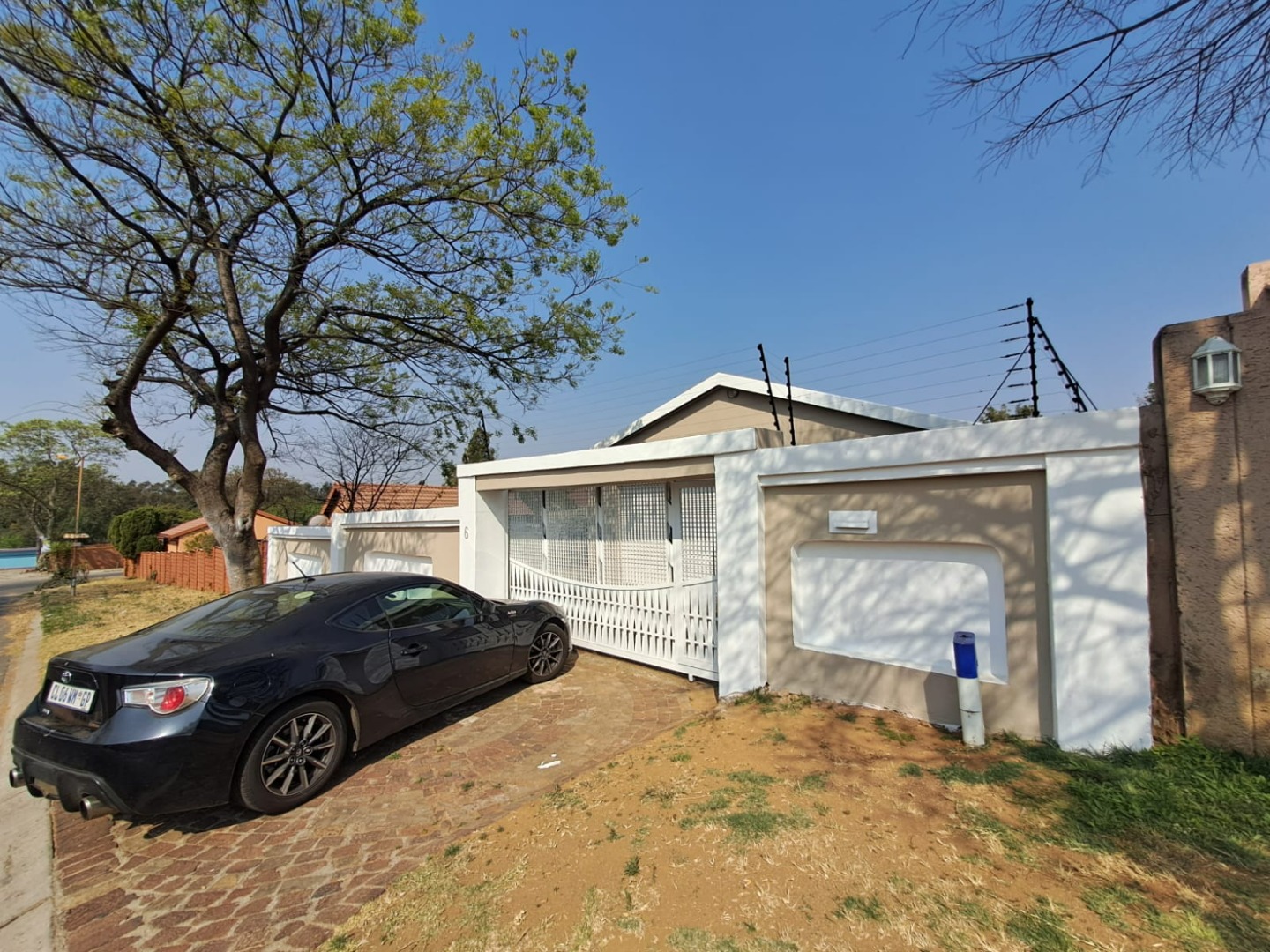 5 Bedroom House For Sale in Elandspark RE/MAX™ of Southern Africa