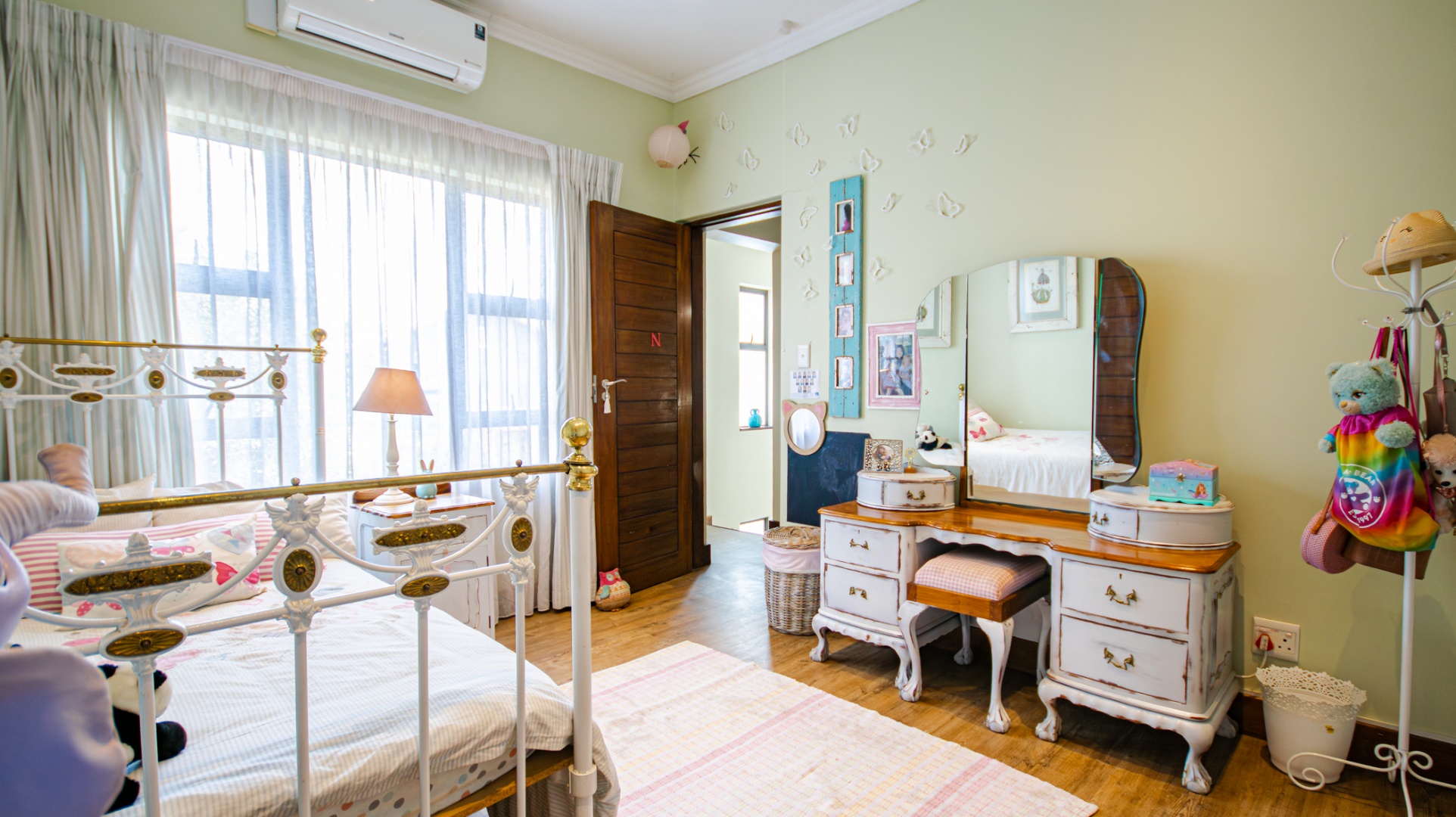 4 Bedroom House For Sale in Eldo Meadows RE/MAX™ of Southern Africa