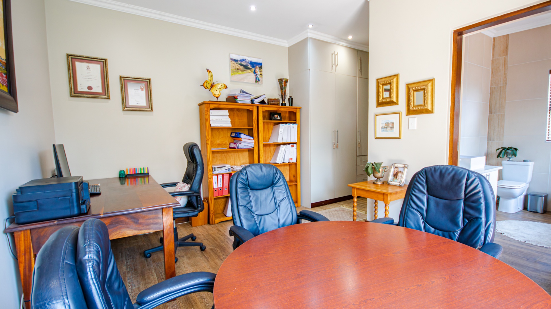 4 Bedroom House For Sale in Eldo Meadows RE/MAX™ of Southern Africa