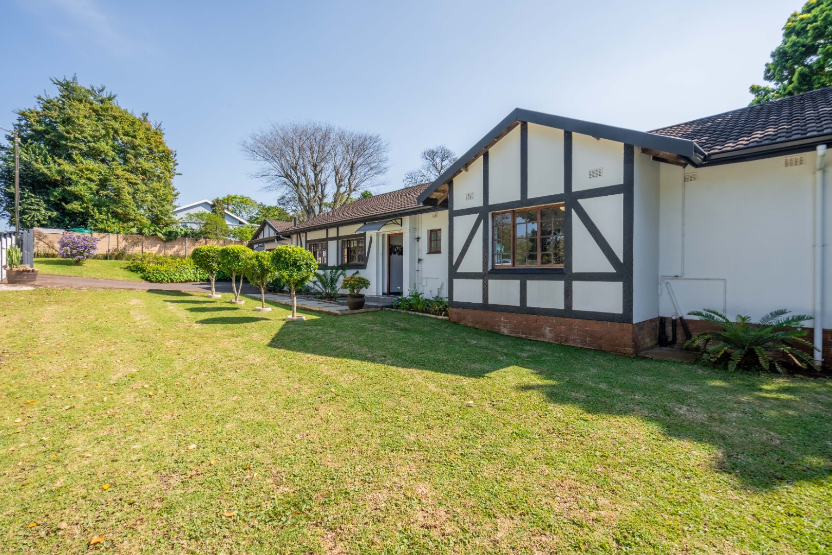 4 Bedroom House For Sale in Gillitts RE/MAX™ of Southern Africa