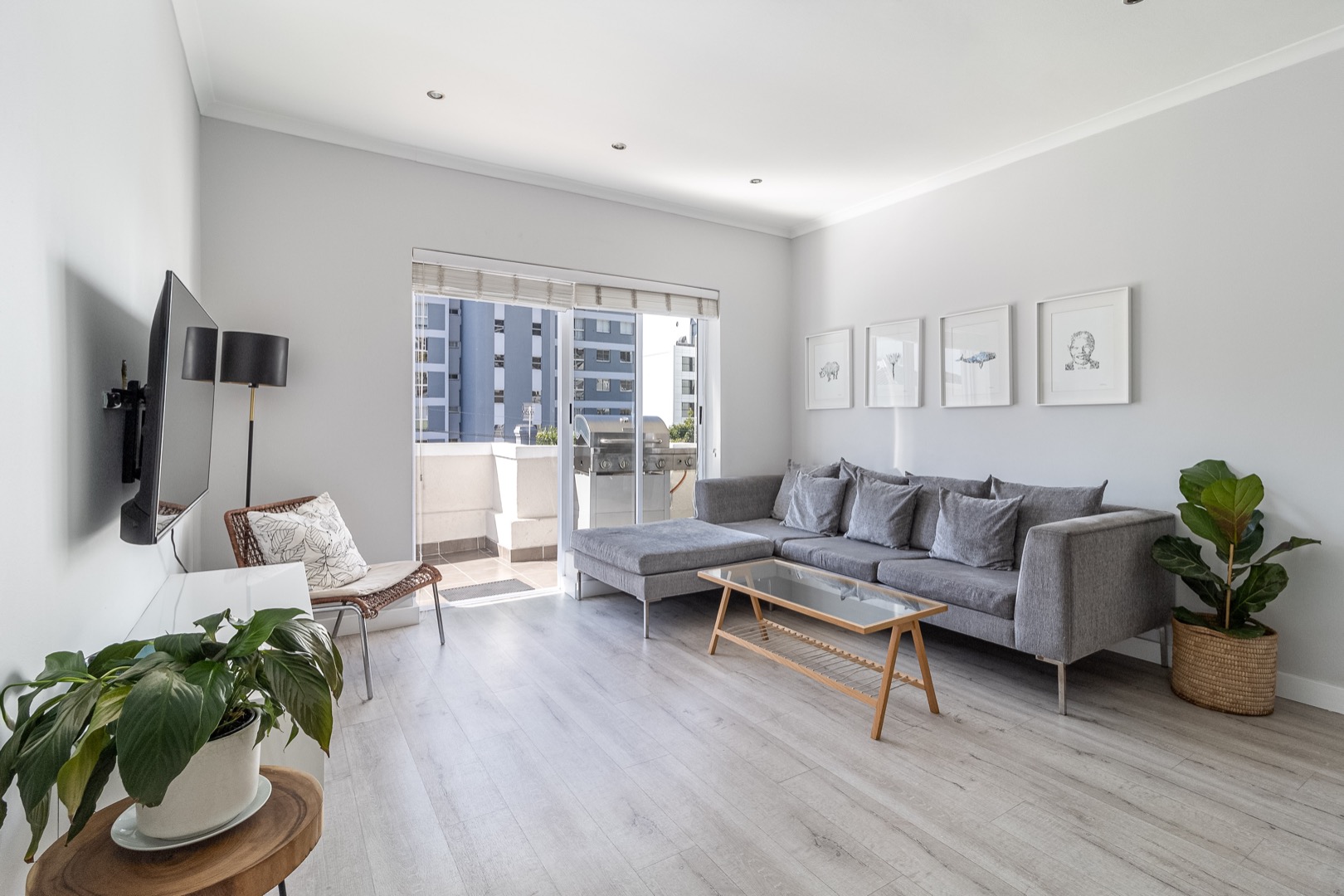 RE/MAX Property Associates