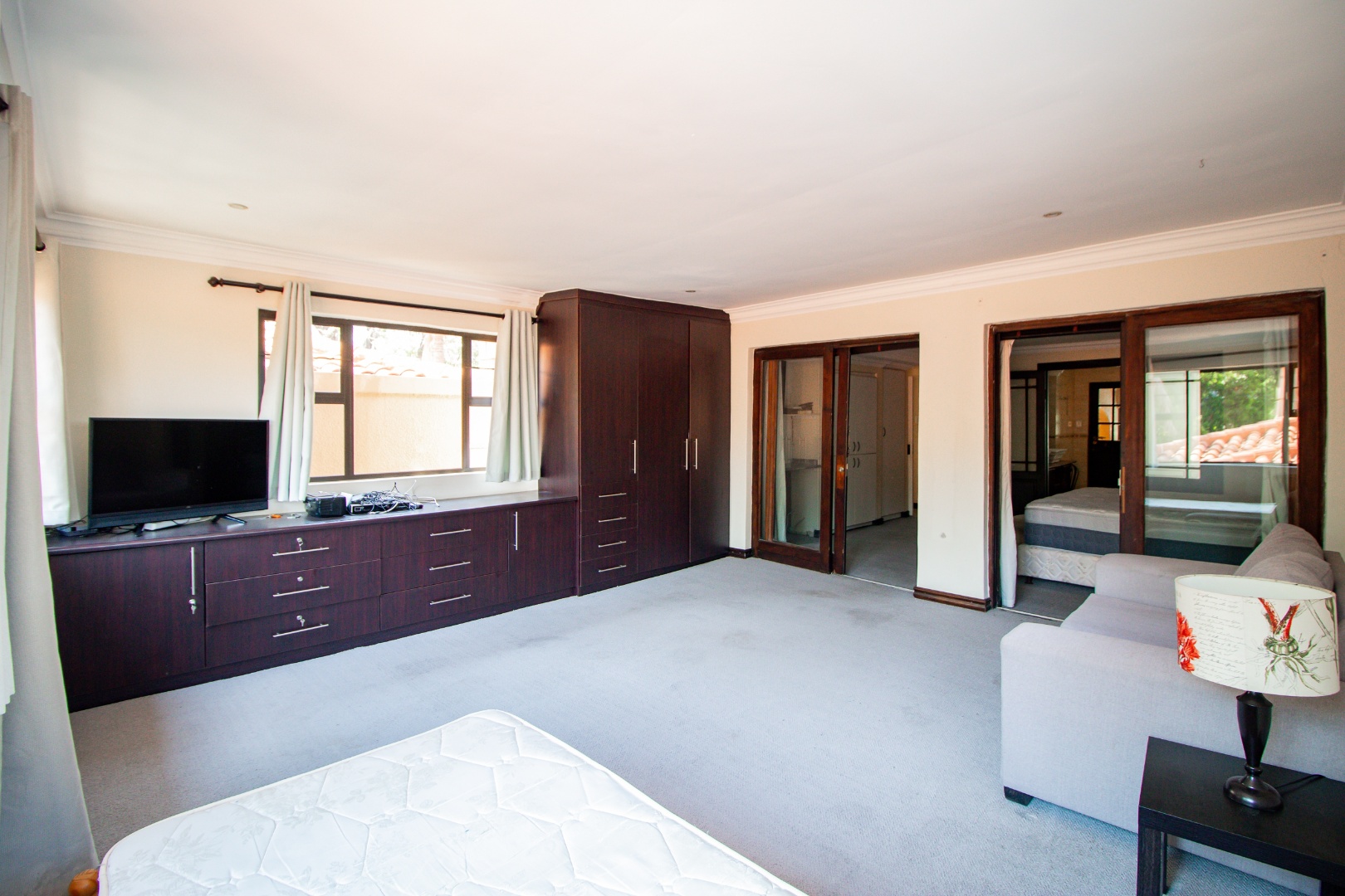 4 Bedroom House For Sale in Douglasdale RE/MAX™ of Southern Africa