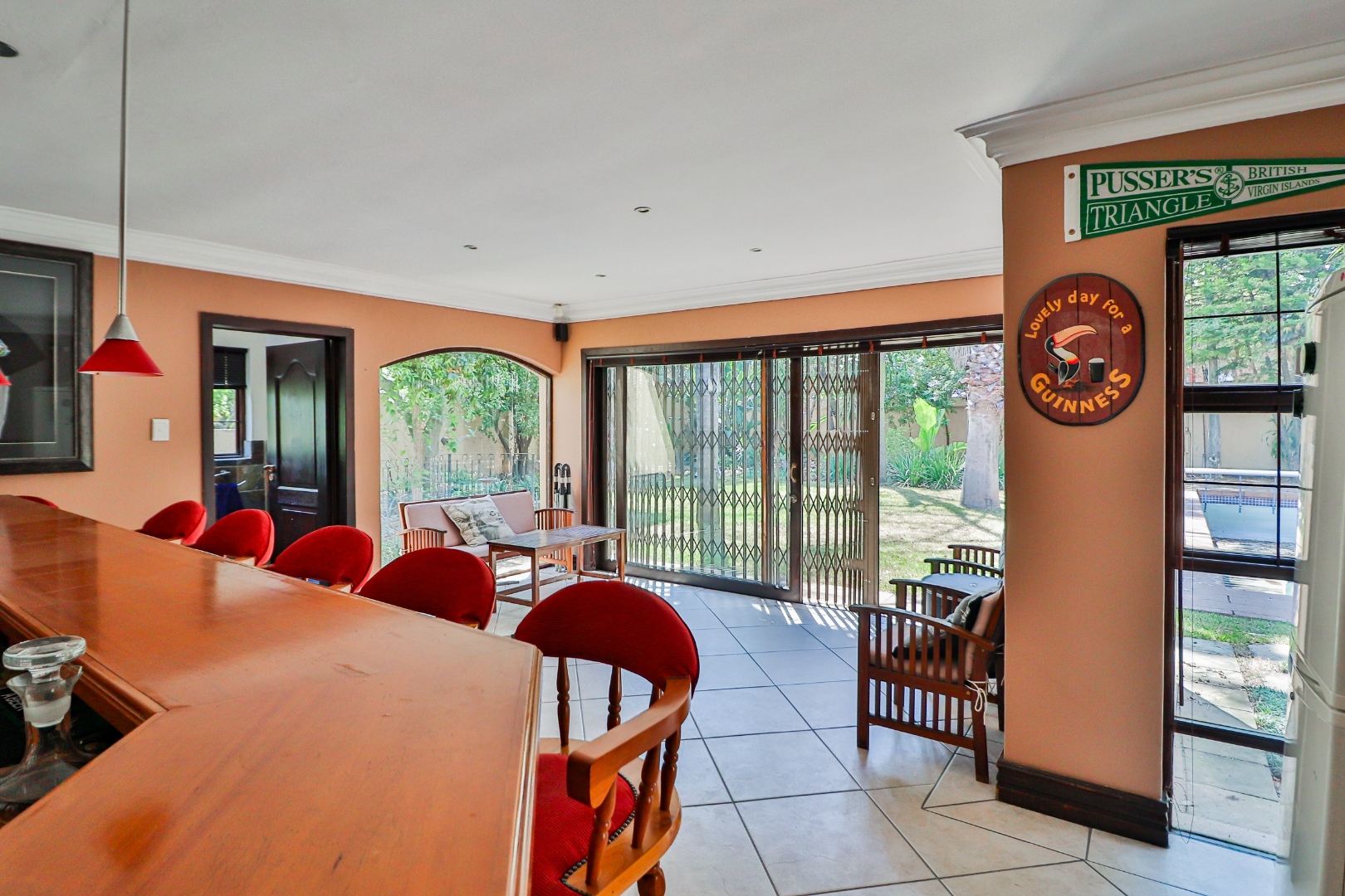 4 Bedroom House For Sale in Douglasdale RE/MAX™ of Southern Africa