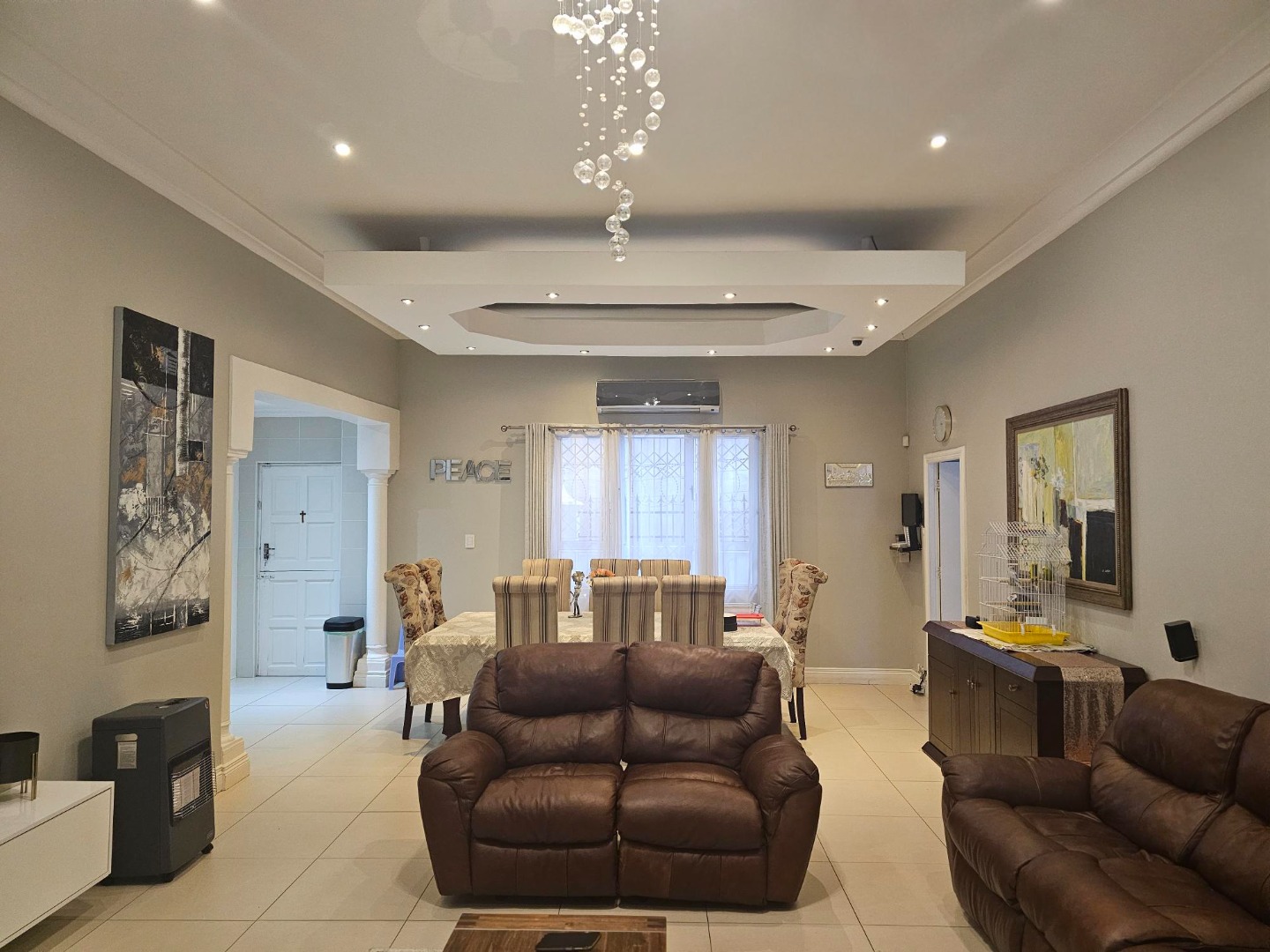 3 Bedroom House To Rent in Newlands West RE/MAX™ of Southern Africa