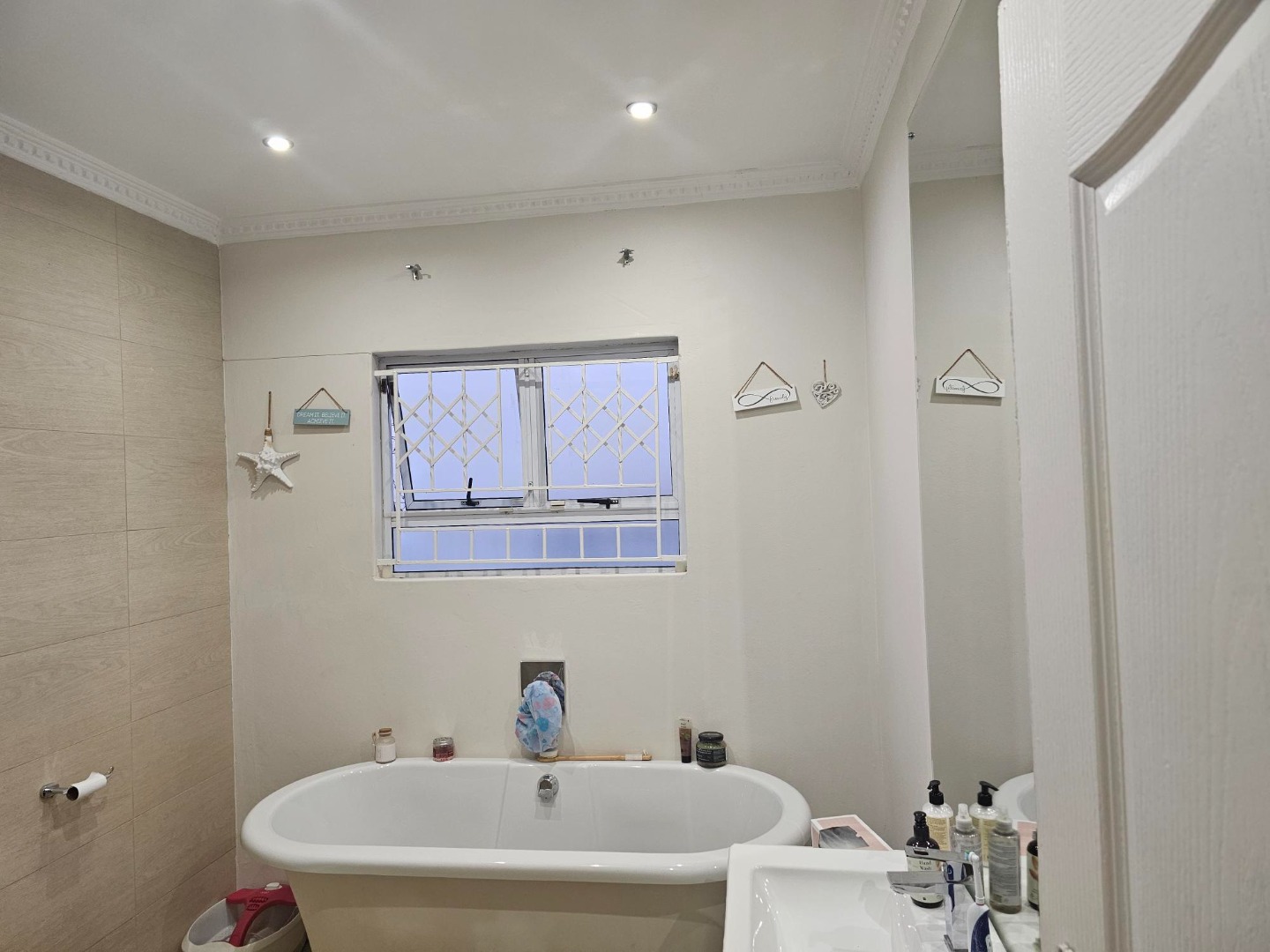 3 Bedroom House To Rent in Newlands West RE/MAX™ of Southern Africa