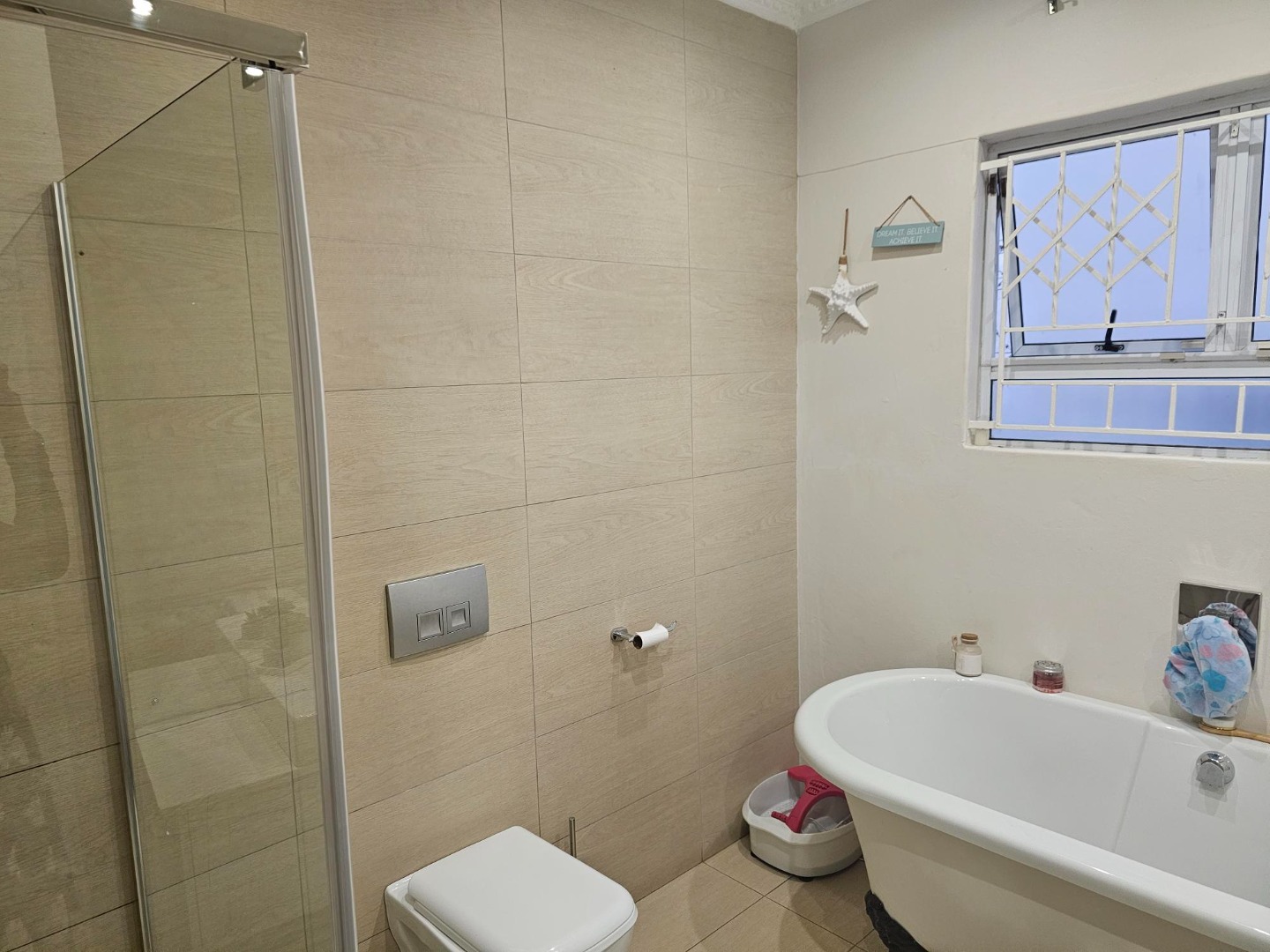 3 Bedroom House To Rent in Newlands West RE/MAX™ of Southern Africa