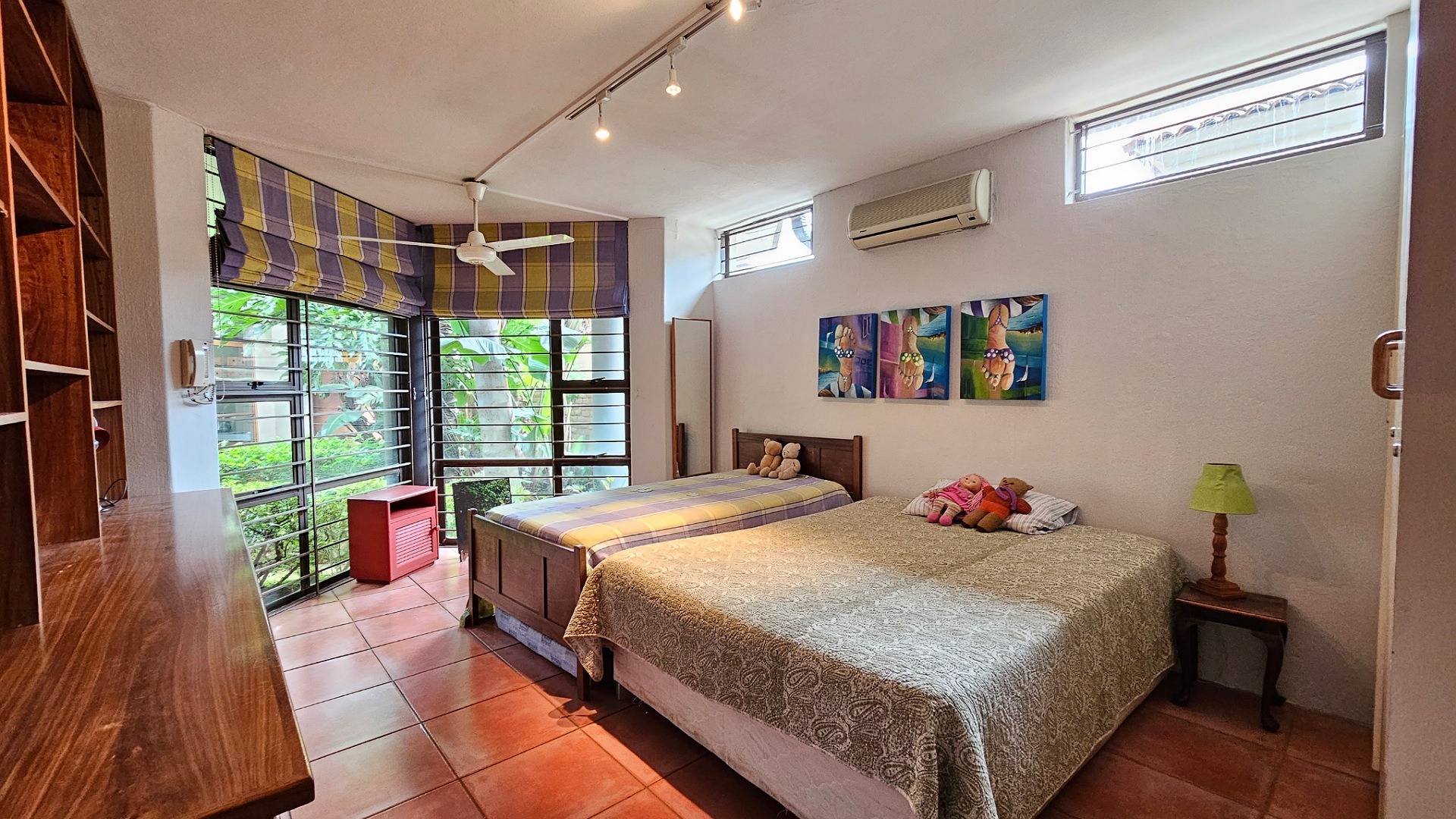 5 Bedroom House For Sale in Baileys Muckleneuk RE/MAX™ of Southern Africa