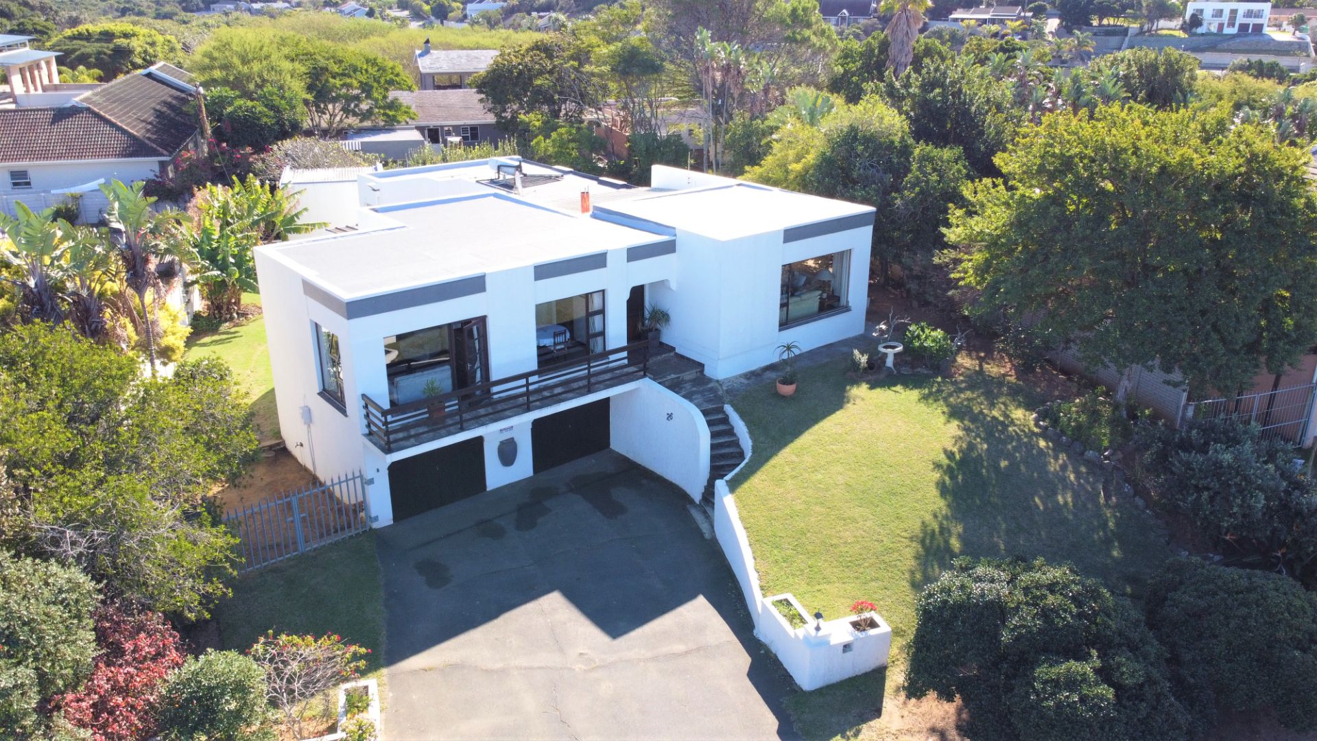 3 Bedroom House For Sale in Blue Bend RE/MAX™ of Southern Africa