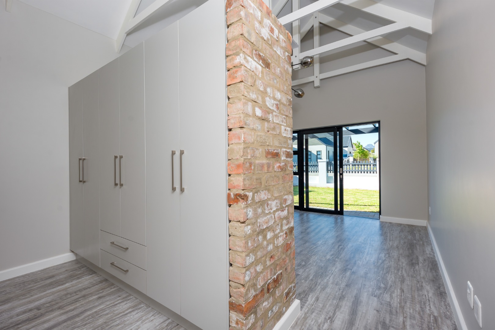 3 Bedroom House For Sale in Blue Mountain Village RE/MAX™ of Southern