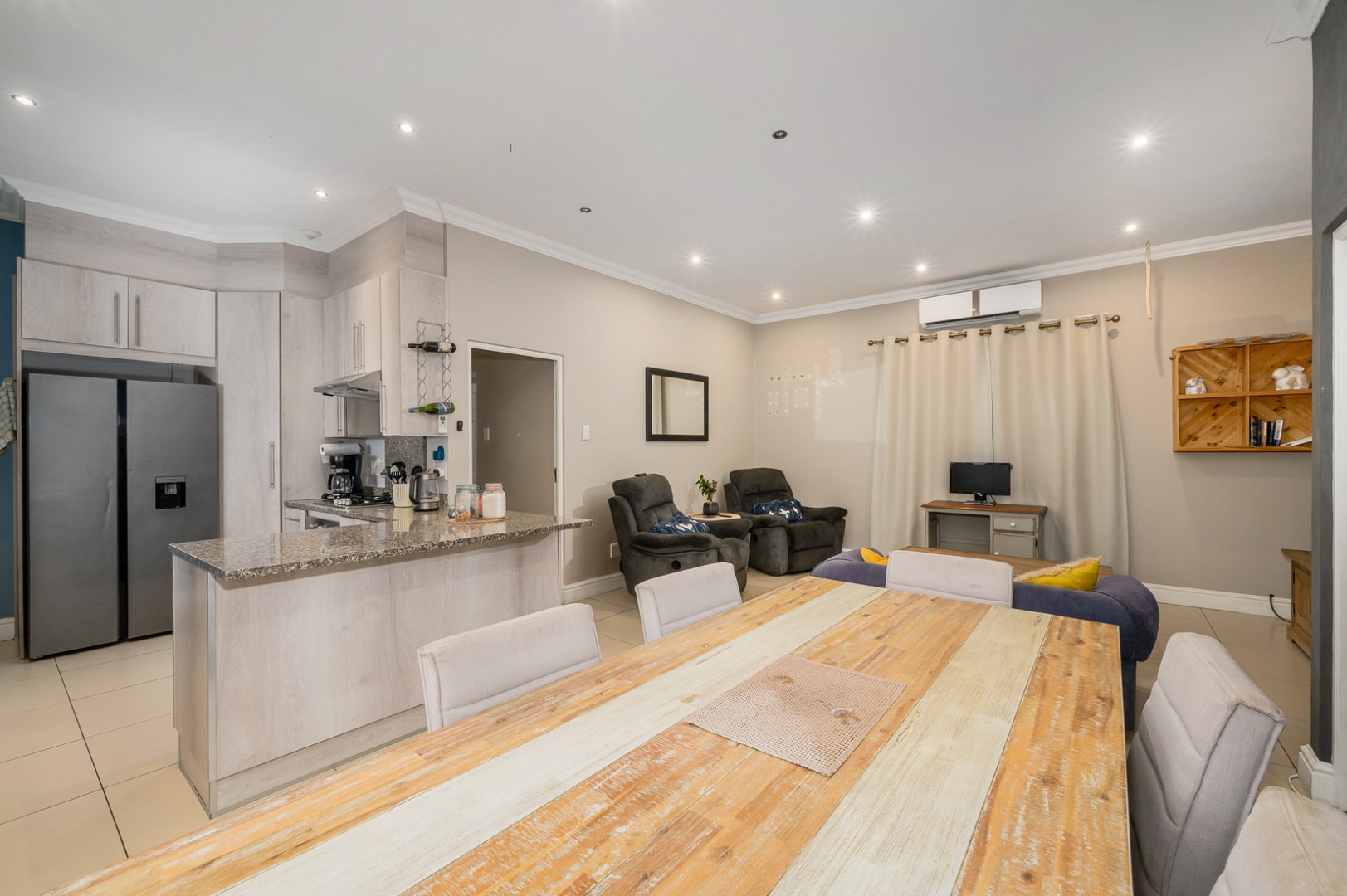 3 Bedroom Townhouse For Sale in Westbrook RE/MAX™ of Southern Africa