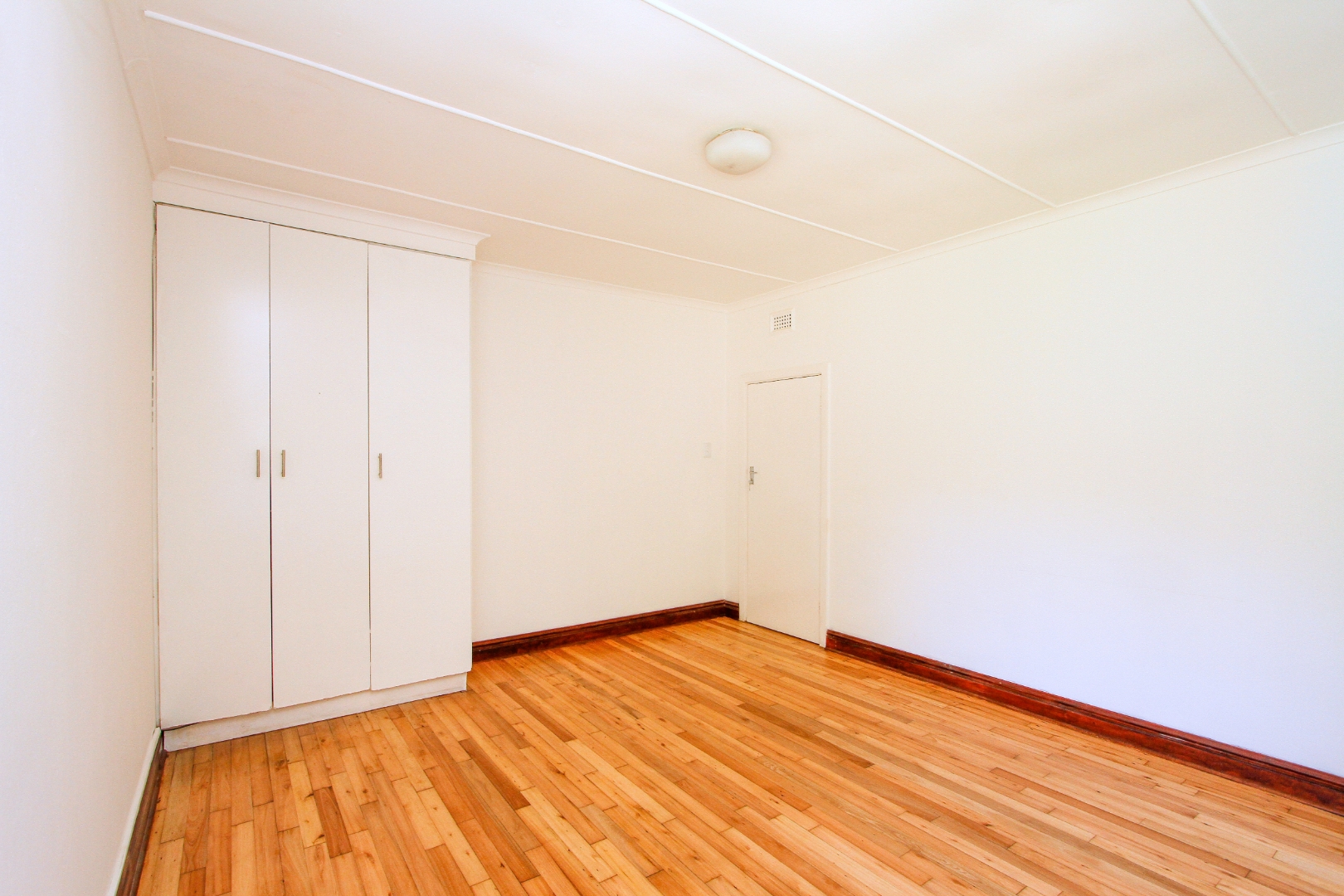 4 Bedroom House For Sale in Durban North RE/MAX™ of Southern Africa