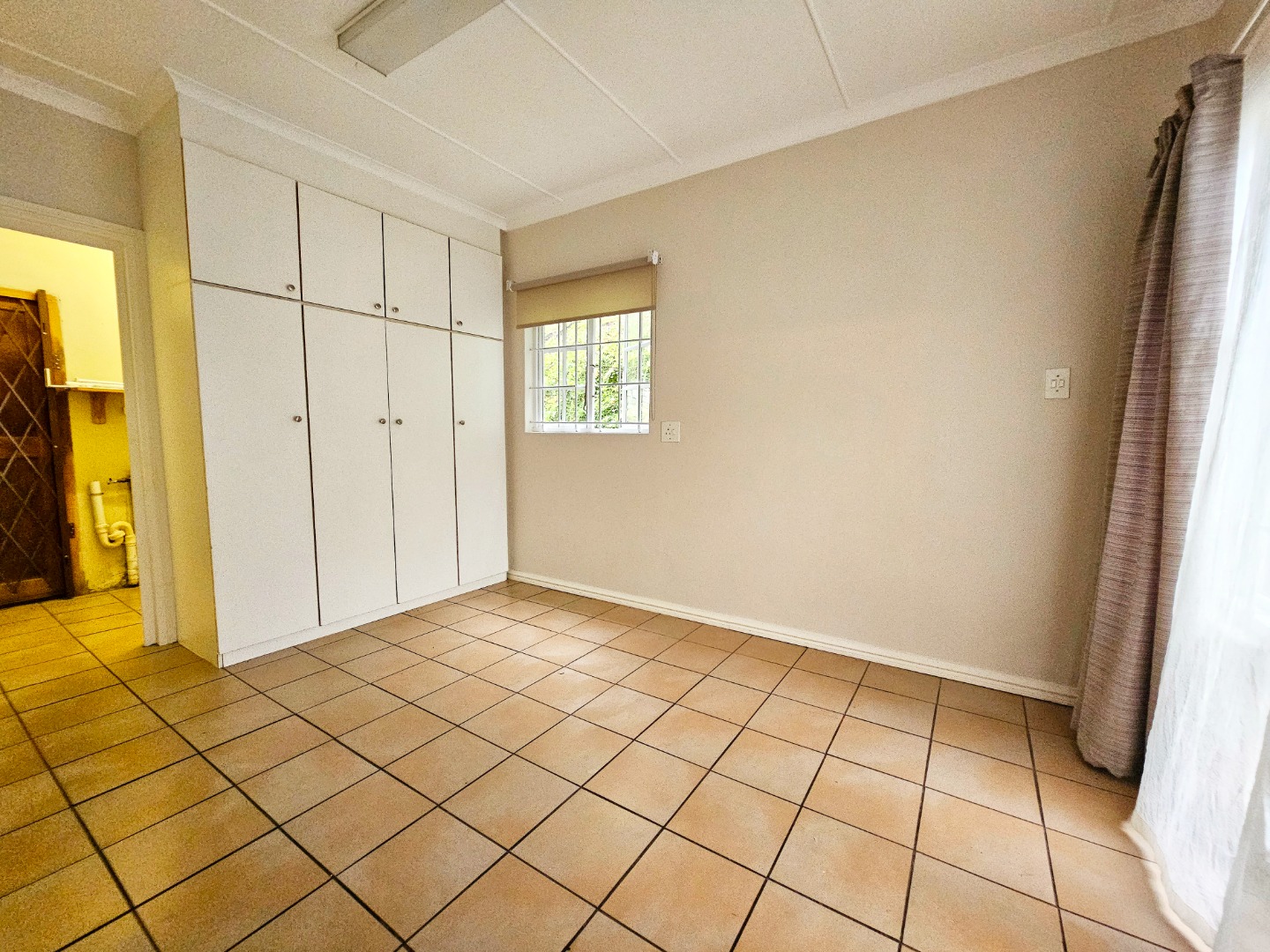 4 Bedroom House For Sale in Kloof RE/MAX™ of Southern Africa