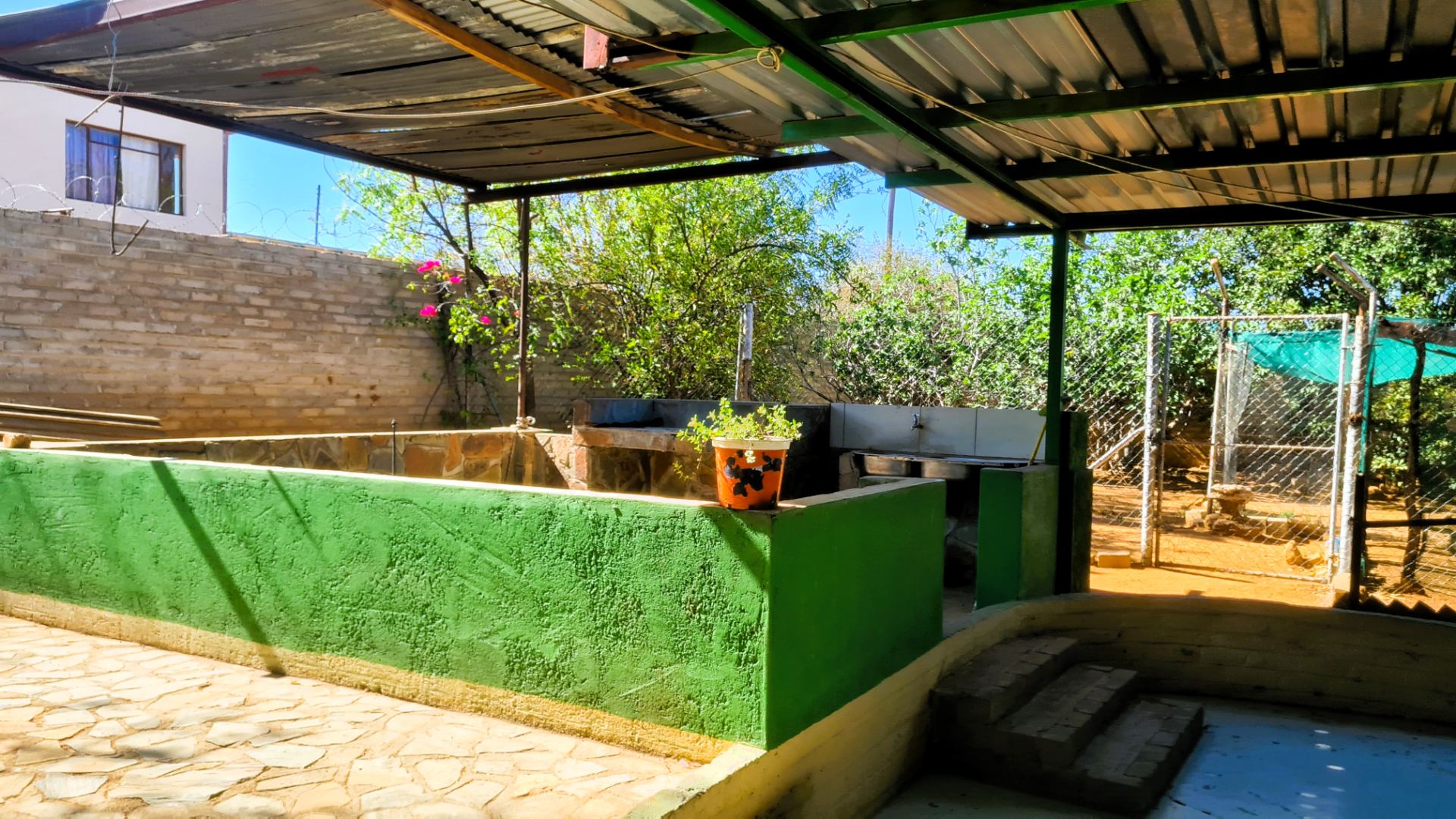 5 Bedroom House For Sale in Outjo RE/MAX™ of Southern Africa