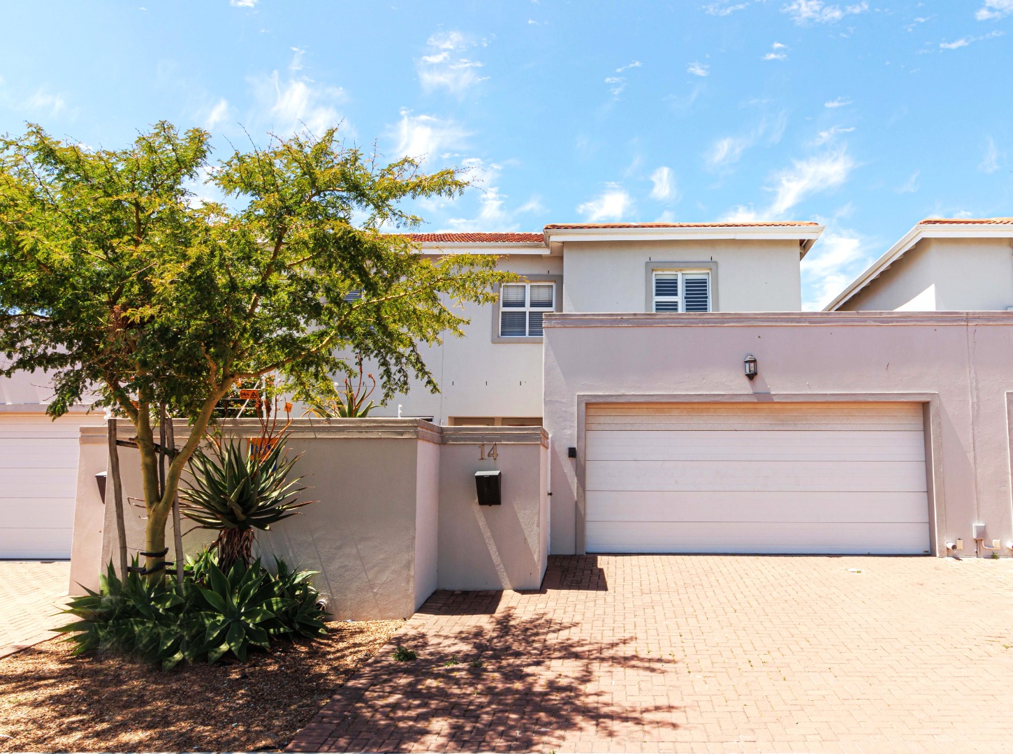 3 Bedroom House For Sale in Parklands North RE/MAX™ of Southern Africa