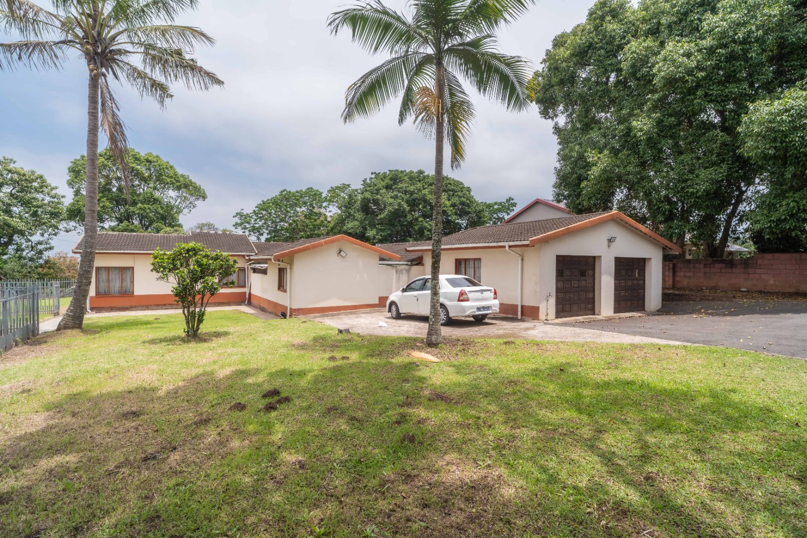 4 Bedroom House For Sale in Atholl Heights RE/MAX™ of Southern Africa