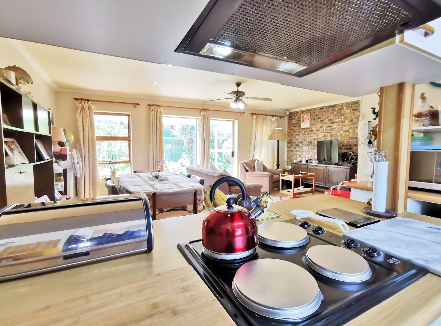 3 Bedroom House For Sale in Linton Grange RE/MAX™ of Southern Africa