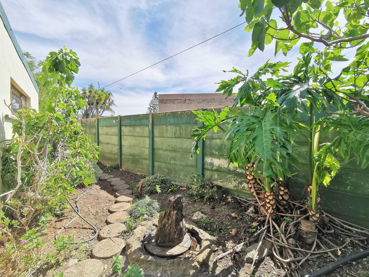 3 Bedroom House For Sale in Linton Grange RE/MAX™ of Southern Africa