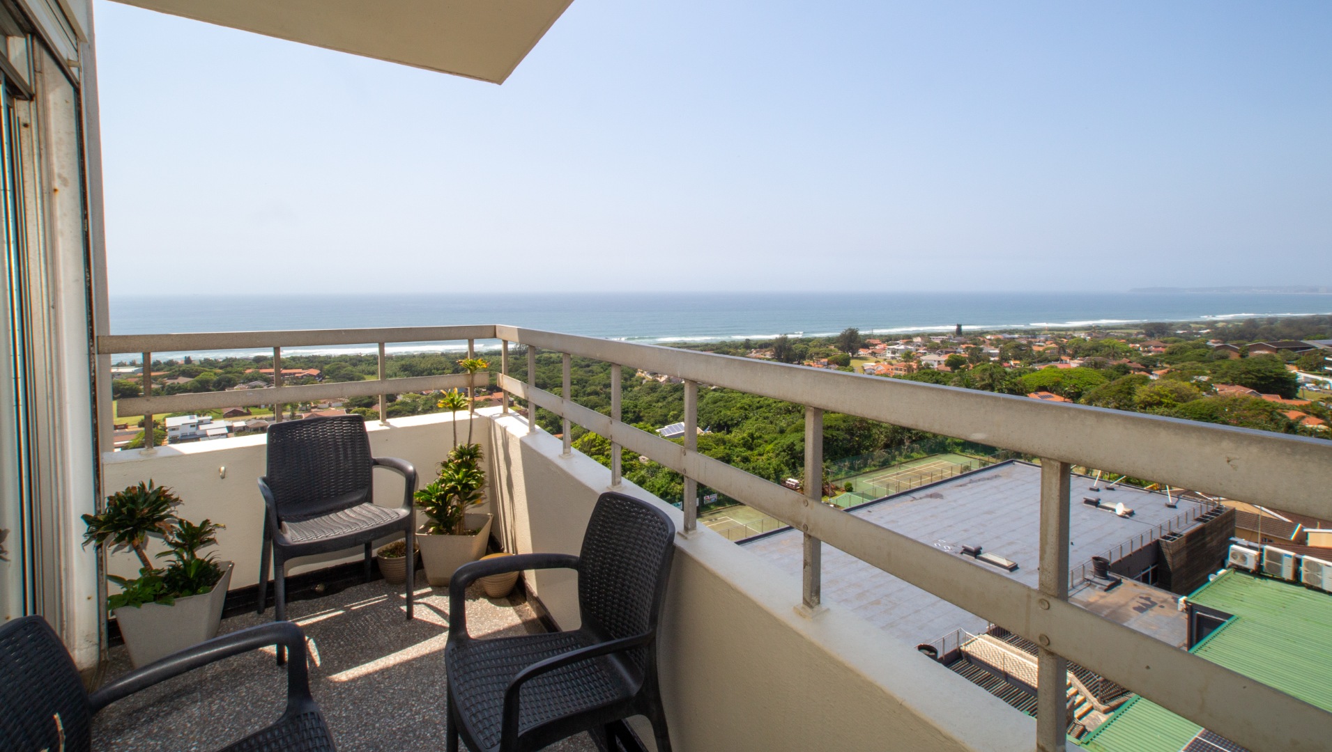 2 Bedroom Apartment / Flat For Sale in Glenashley RE/MAX™ of Southern