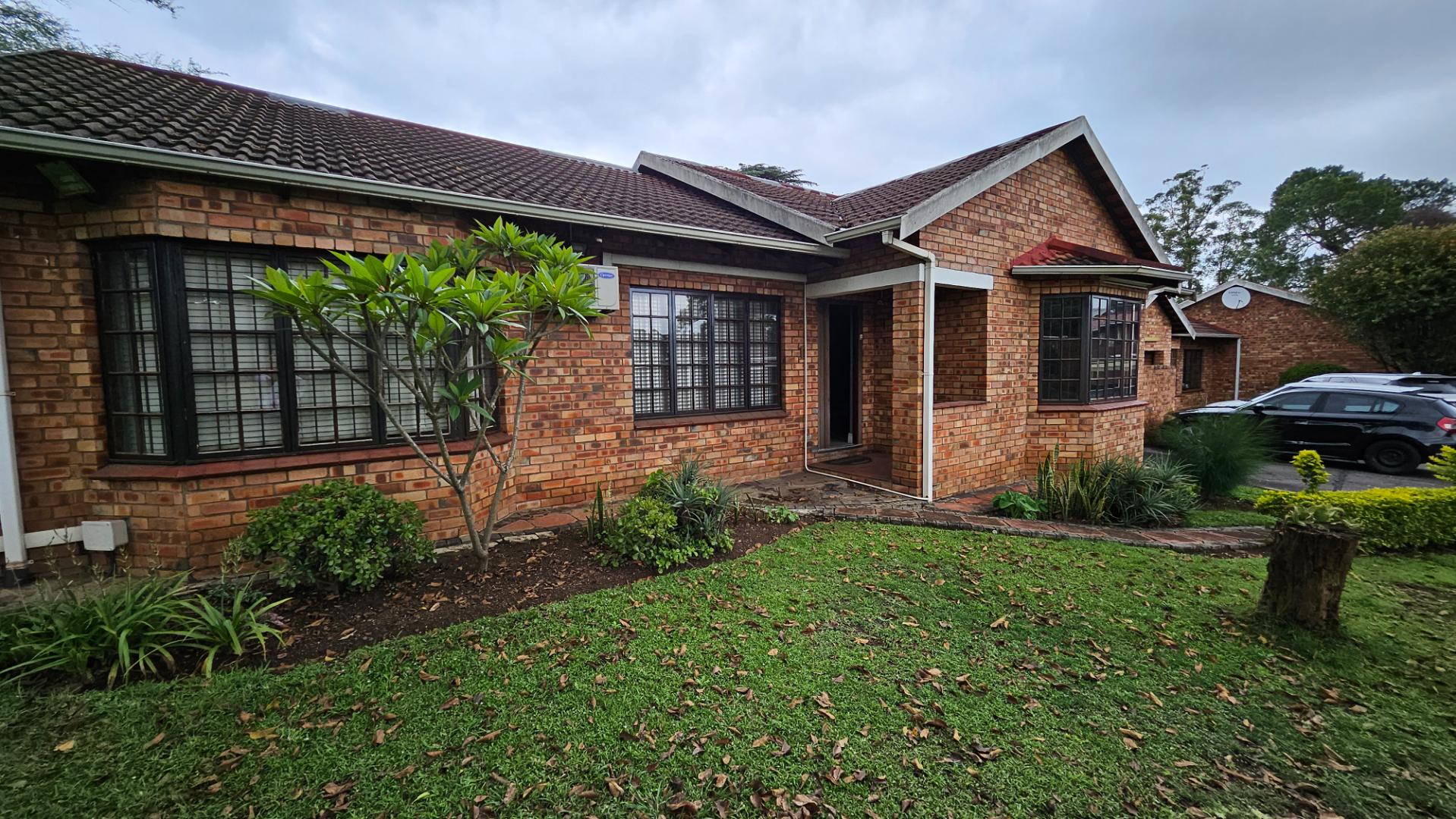 3 Bedroom Townhouse For Sale in Scottsville RE/MAX™ of Southern Africa