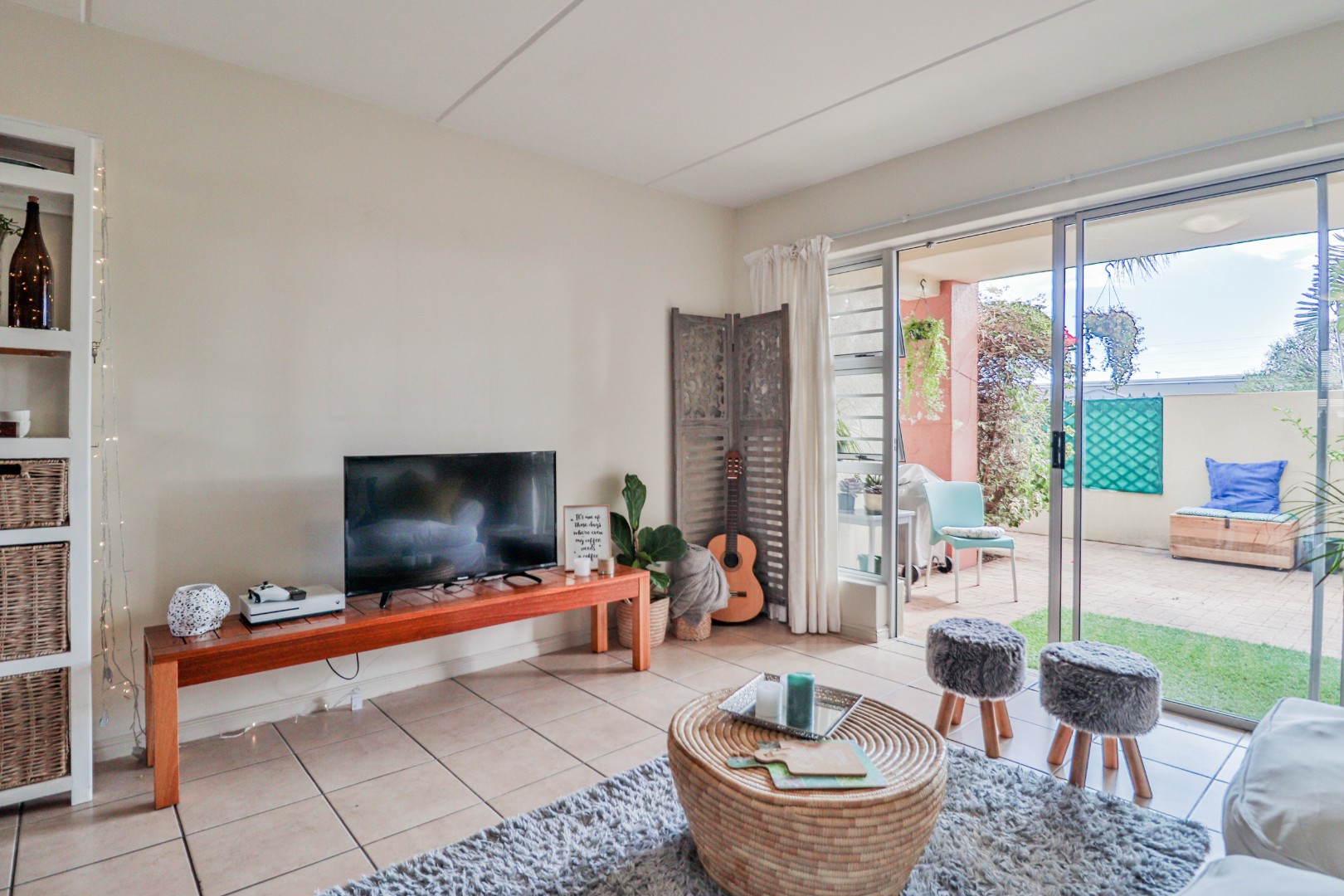 2 Bedroom Apartment / Flat For Sale in Parklands RE/MAX™ of Southern