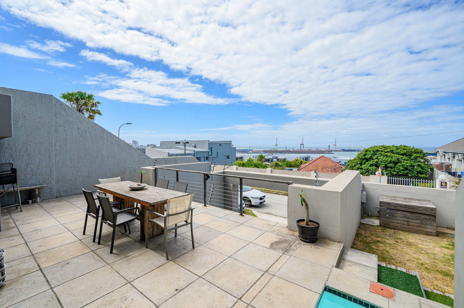 5 Bedroom House For Sale in Humerail RE/MAX™ of Southern Africa