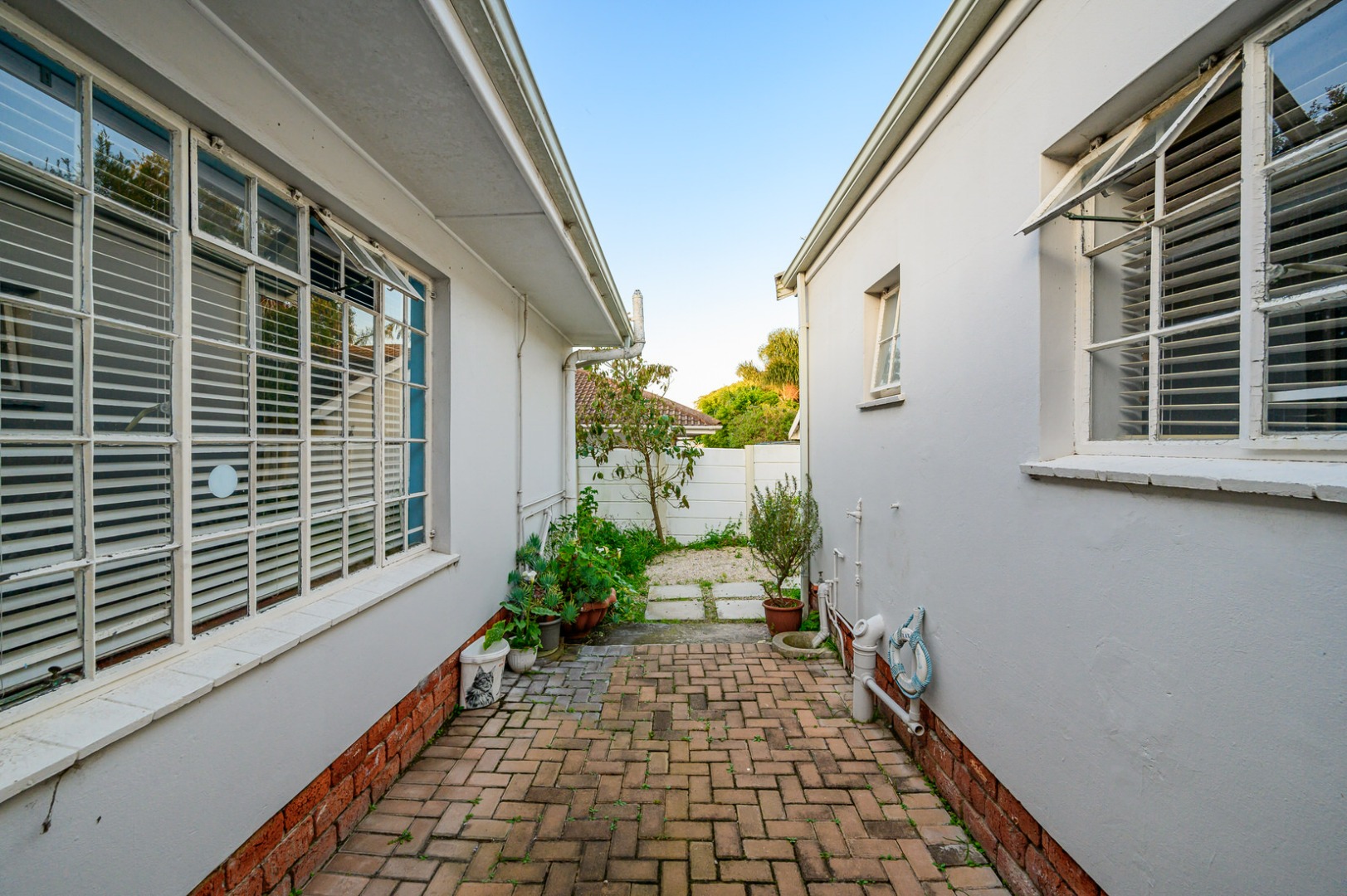 4 Bedroom House For Sale in Providentia RE/MAX™ of Southern Africa