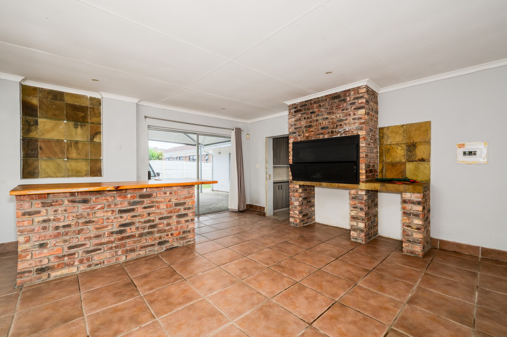 4 Bedroom House For Sale in Providentia RE/MAX™ of Southern Africa