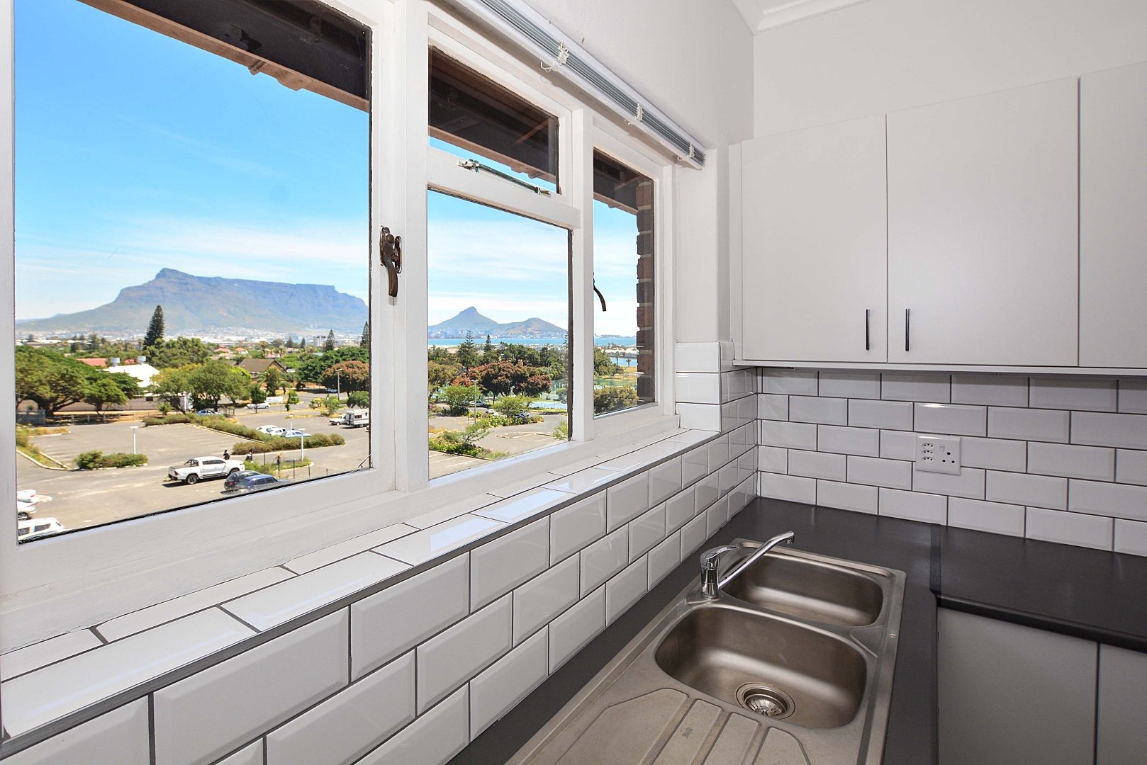 2 Bedroom Apartment / Flat For Sale in Milnerton Central RE/MAX™ of