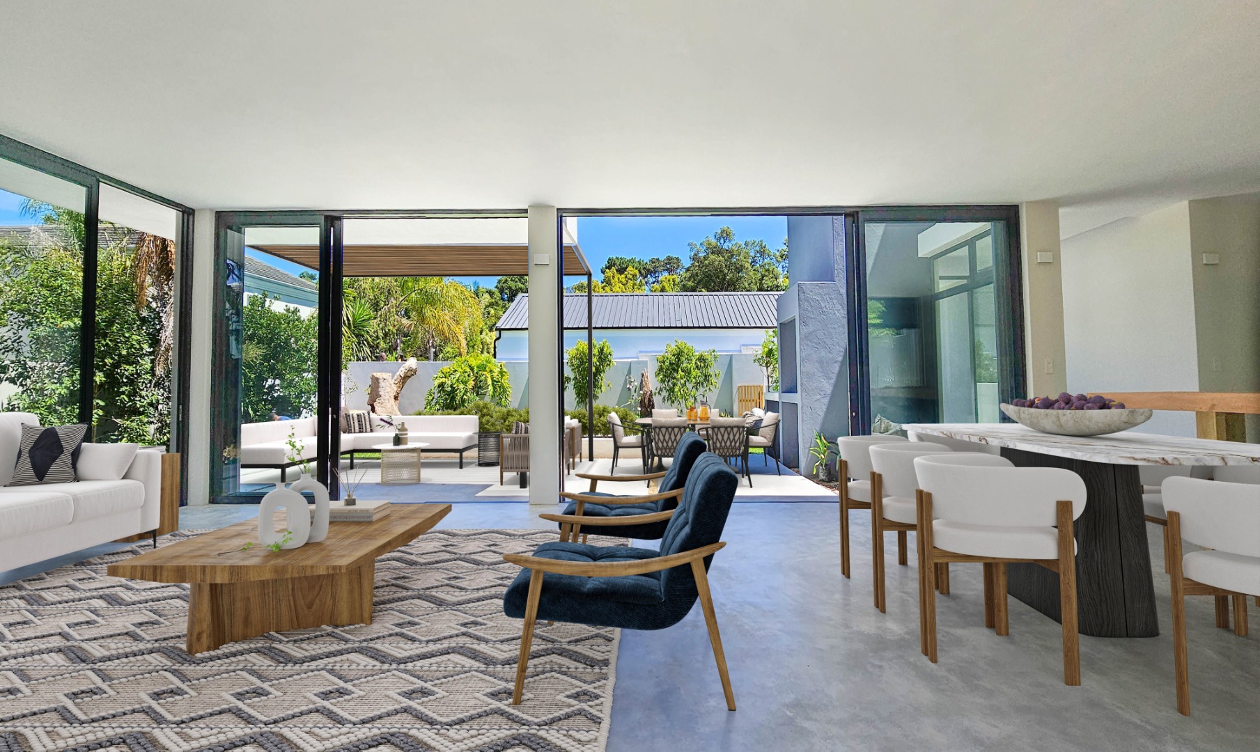 4 Bedroom House For Sale in Constantia RE/MAX™ of Southern Africa