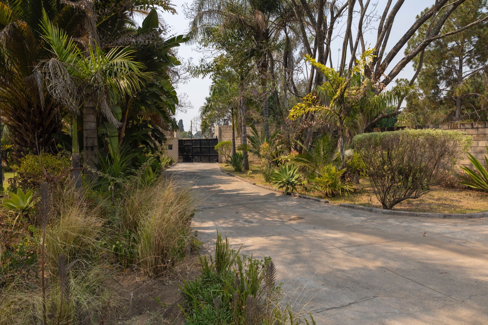 4 Bedroom House For Sale in Greendale RE/MAX™ of Southern Africa