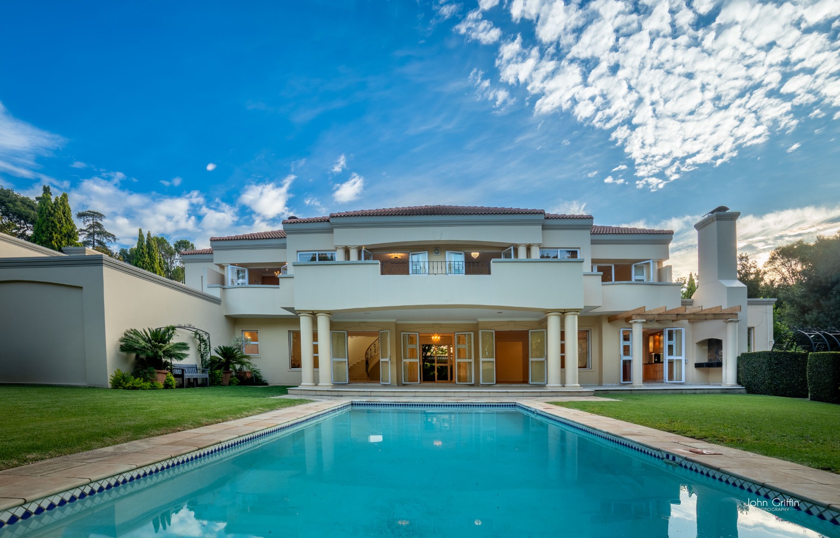 Property and houses for sale in Sandhurst, Sandton RE/MAX™