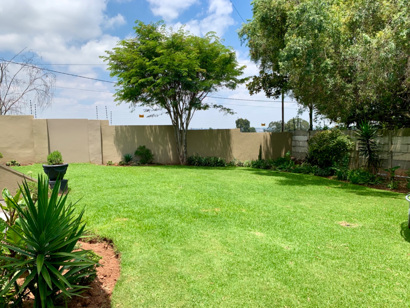 3 Bedroom House For Sale in Monument RE/MAX™ of Southern Africa