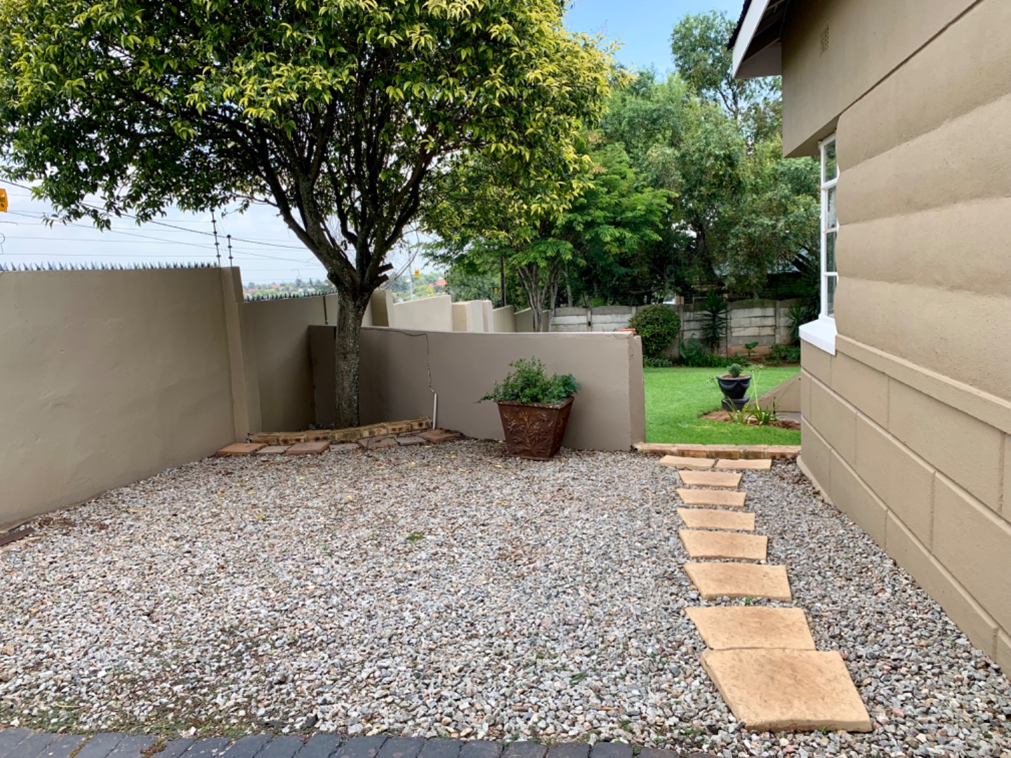 3 Bedroom House For Sale in Monument RE/MAX™ of Southern Africa